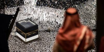 Les fidèles musulmans entament le grand pèlerinage à La Mecque