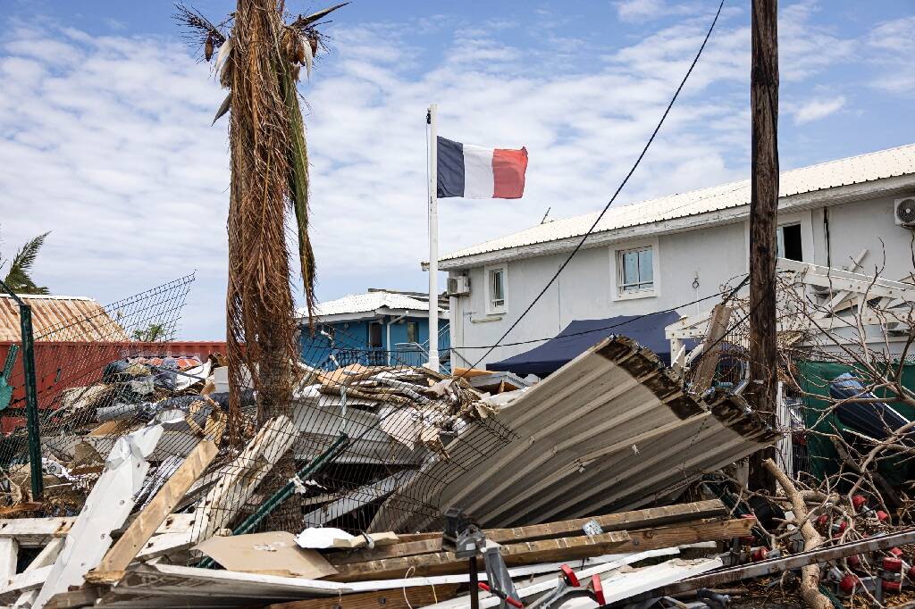 À Mayotte, l'hôtellerie-restauration tente de se remettre à flot après le passage du cyclone Chido