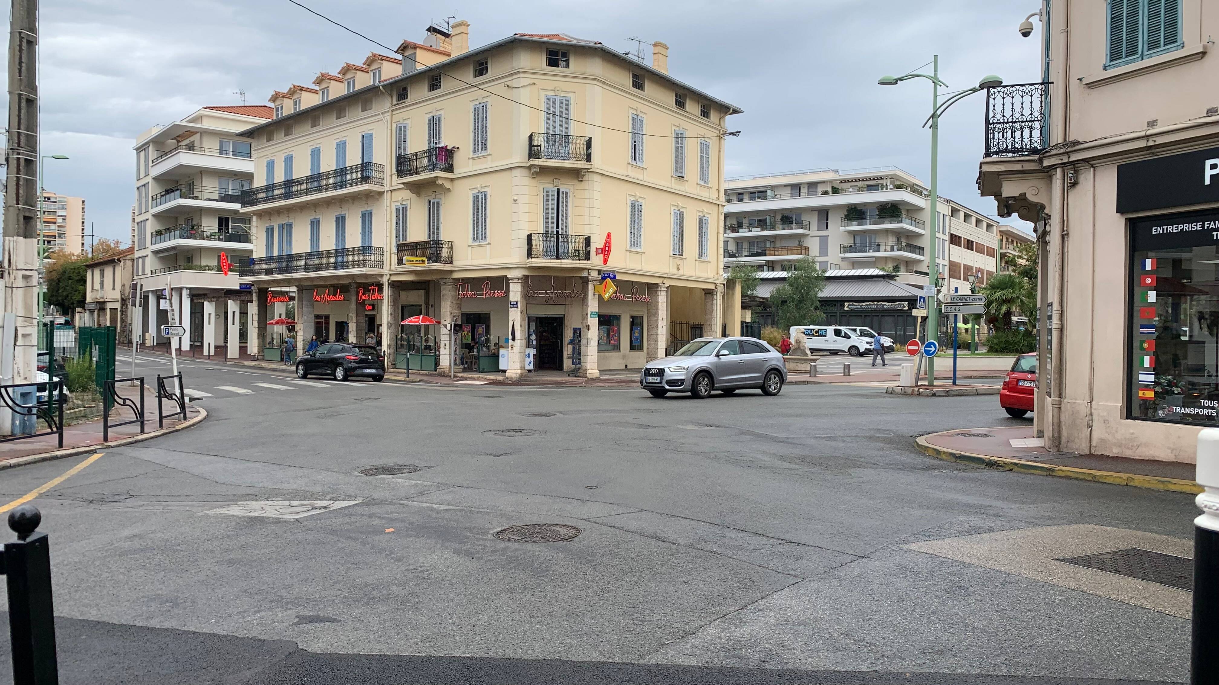 "Ça va être un carnage": les commerçants en colère contre les travaux qui débutent ce lundi sur une place du Cannet