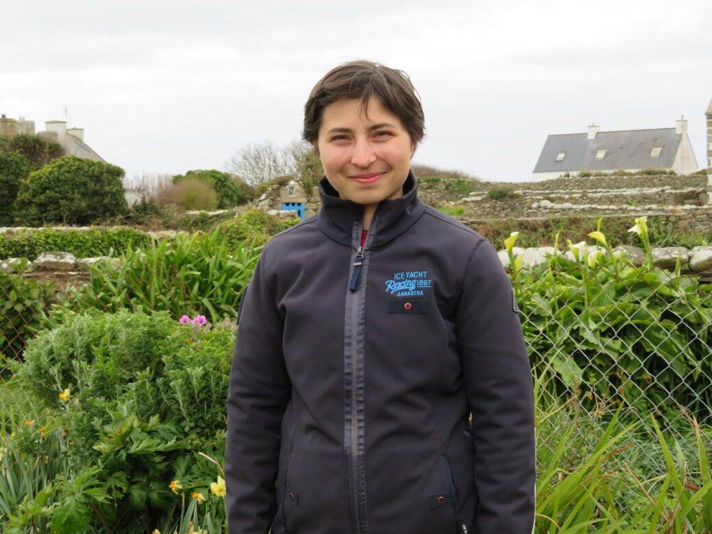 Passionnée par le feuilleton, aidez cette jeune étudiante à retrouver les lieux de tournage de "Belle et Sébastien" sur la Côte d'Azur