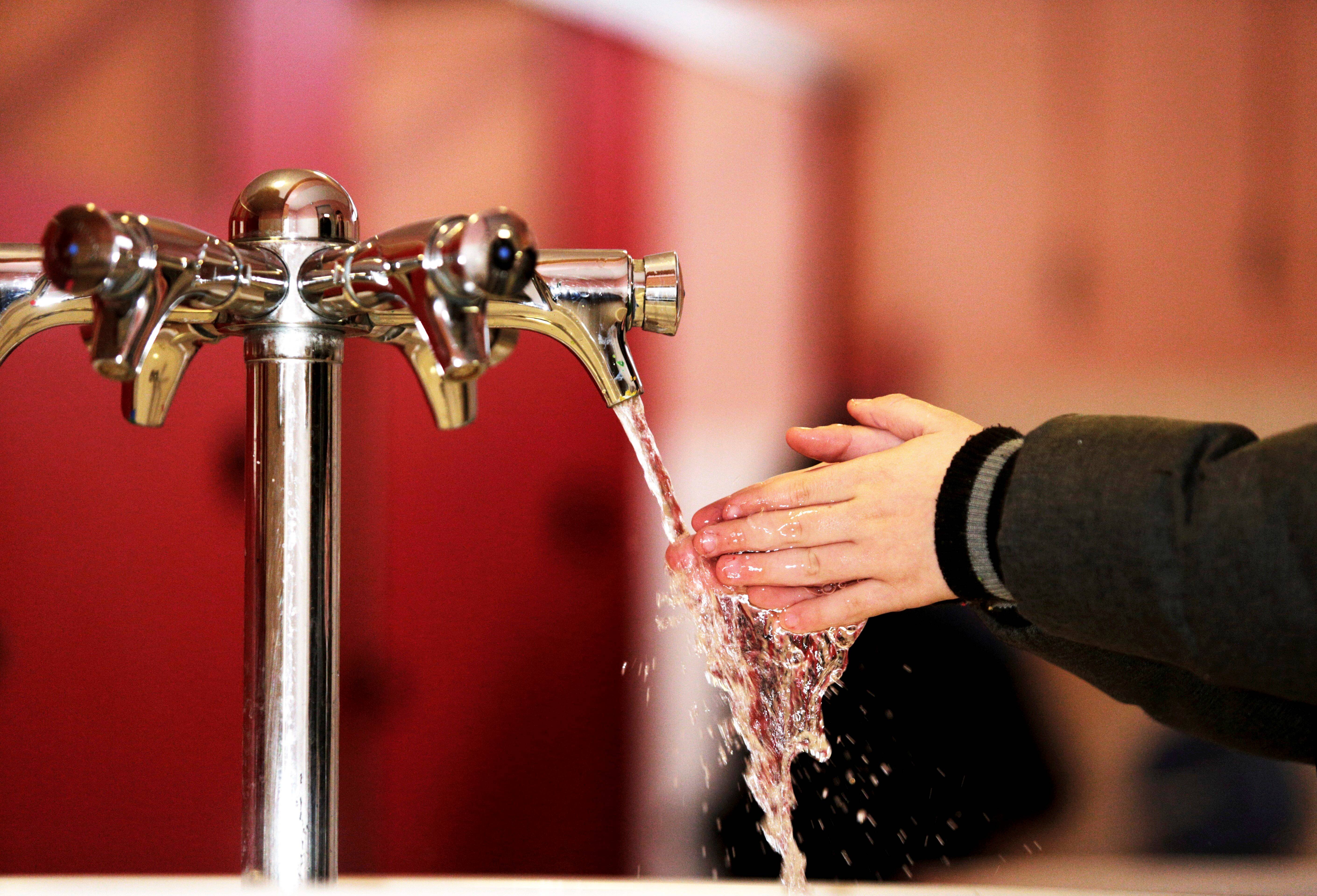 Les prix augmentent, la Carf met en place un "chèque eau" pour aider les foyers les plus modestes dans la vallée de la Roya