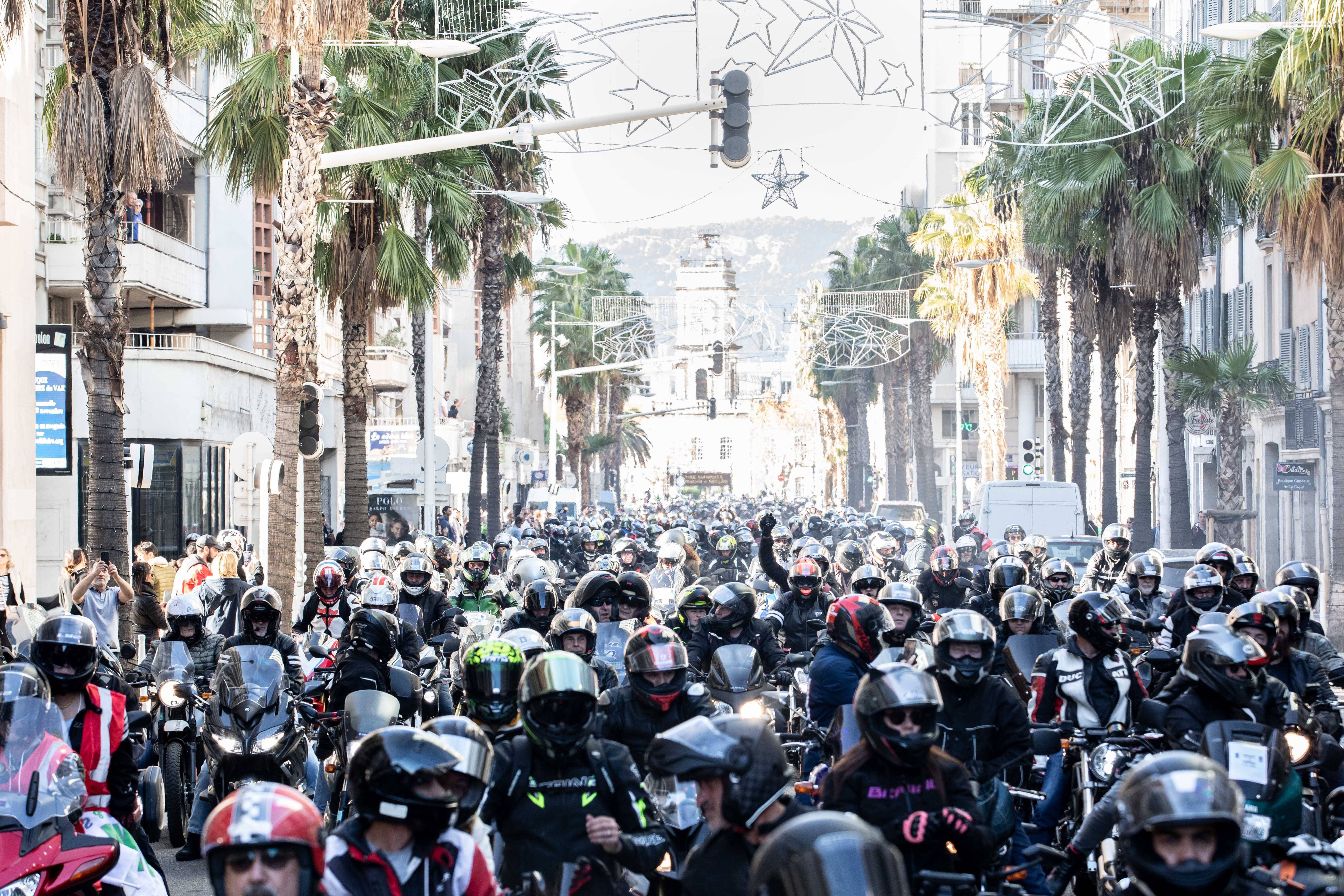 "Si on tombe, c'est à cause d'une erreur humaine, pas technique": ils ont roulé contre le contrôle technique à Toulon