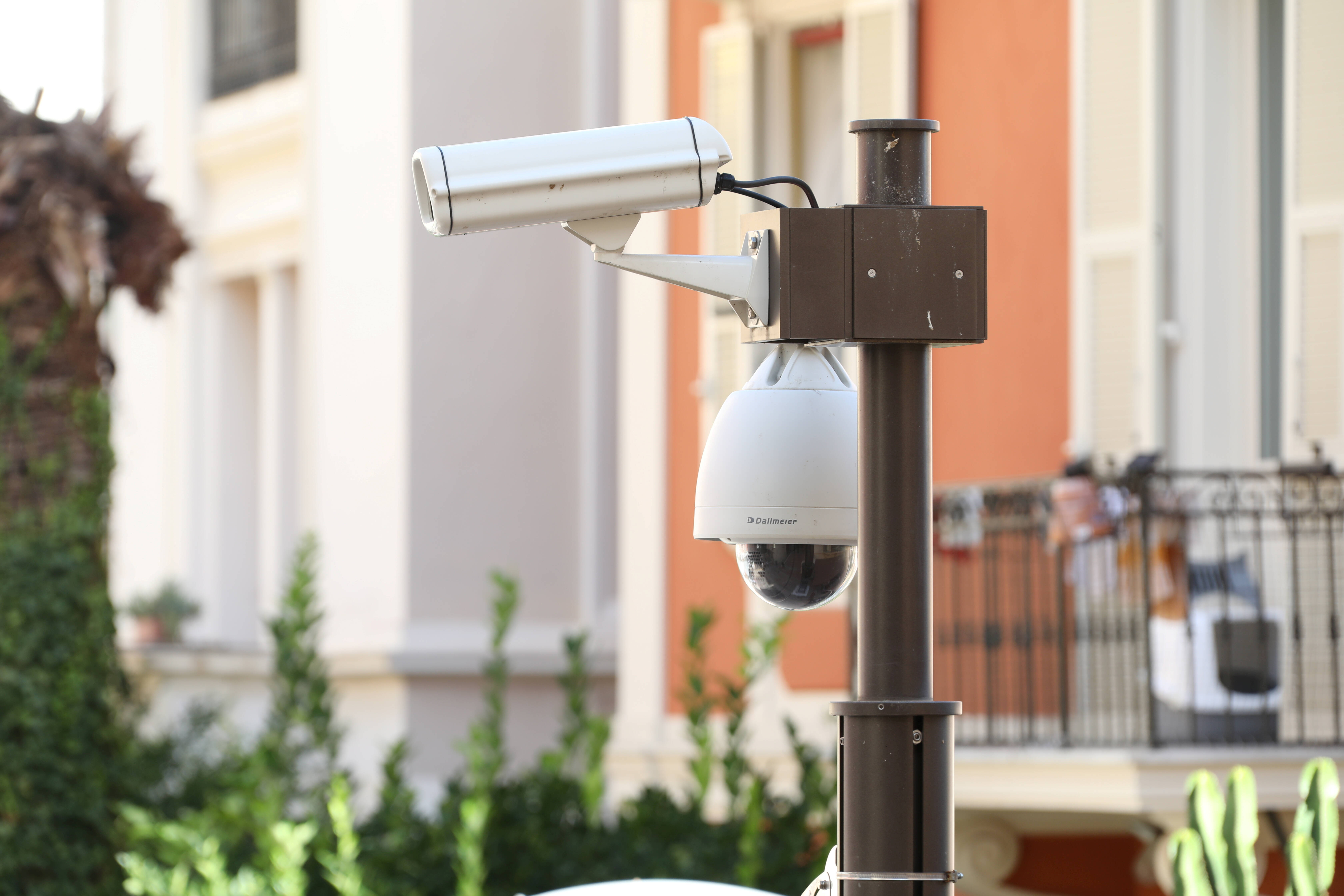 Ivre, il est surpris en train de dégrader une caméra de surveillance du Métropole par... la vidéoprotection de Monaco