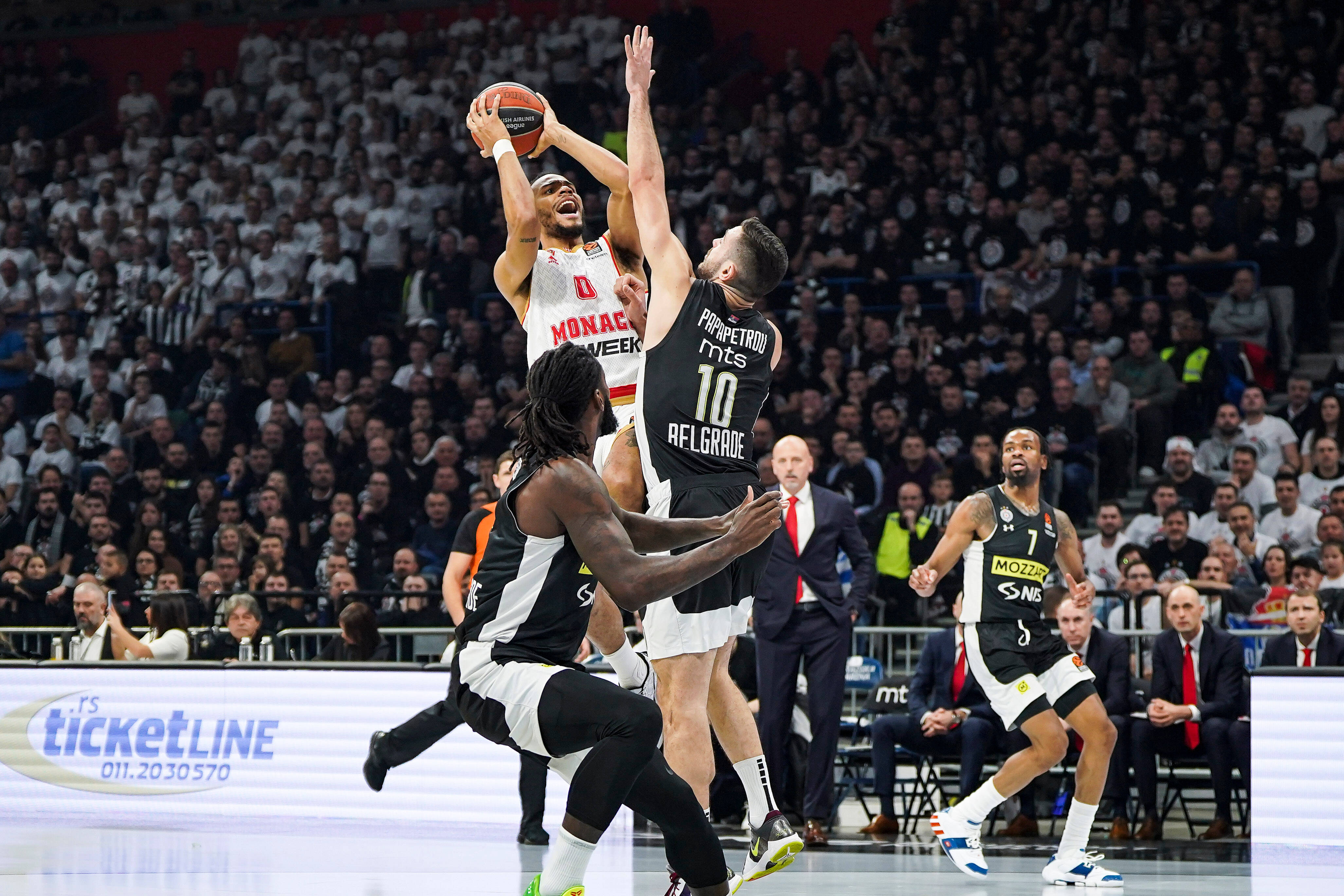 Euroligue: la Roca Team chute lourdement à Belgrade