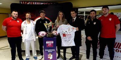 Pourquoi le trophée de champion de France de rugby à 7 de Monaco est exposé dans le hall du CHPG