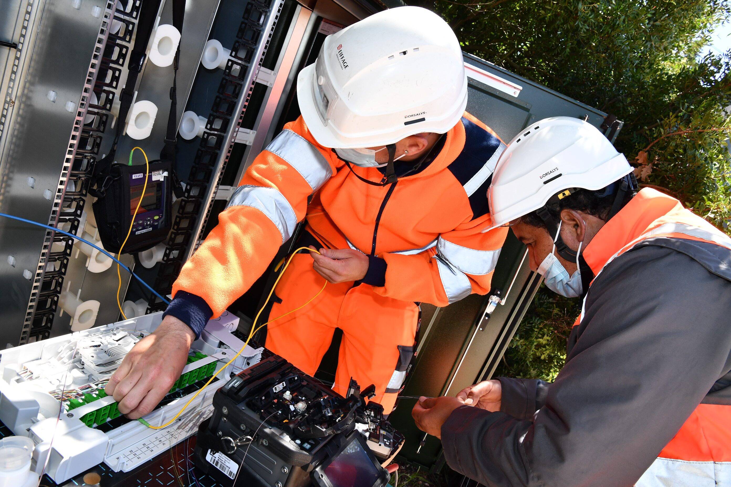 "Notre panne a duré deux mois, chacun s'est renvoyé la balle": ces habitants de La Colle-sur-Loup racontent leur galère avec la fibre optique