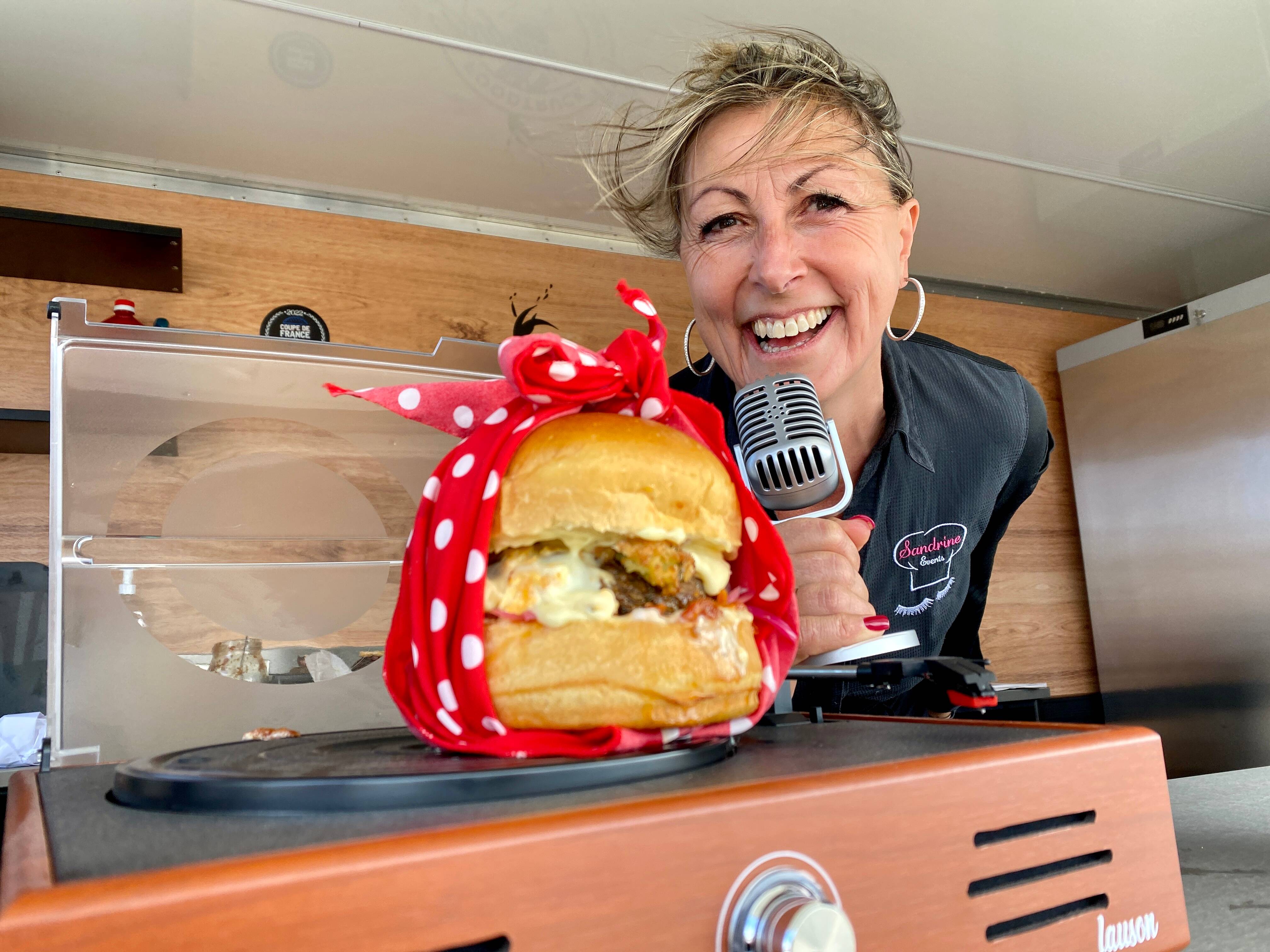 Après le vol de son food-truck à Grasse, on vous donne des nouvelles de Sandrine (et elles sont plutôt bonnes)