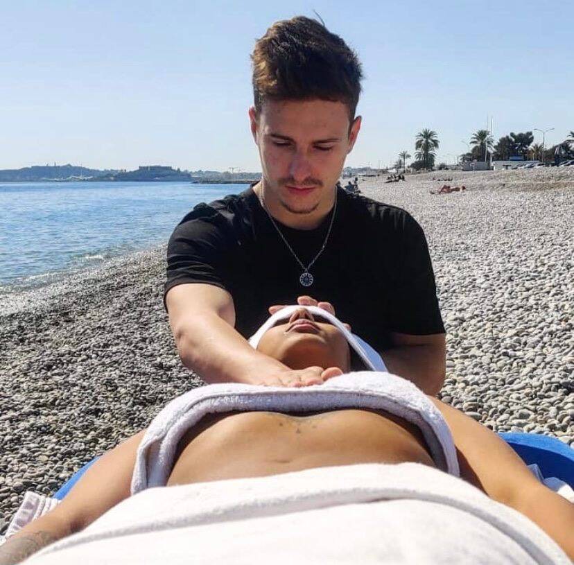 Il a appris partout dans le monde: cet Antibois vise les championnats de France de massage