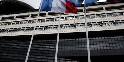 France: le gouvernement acte 10 milliards d'euros de coupes budgétaires
