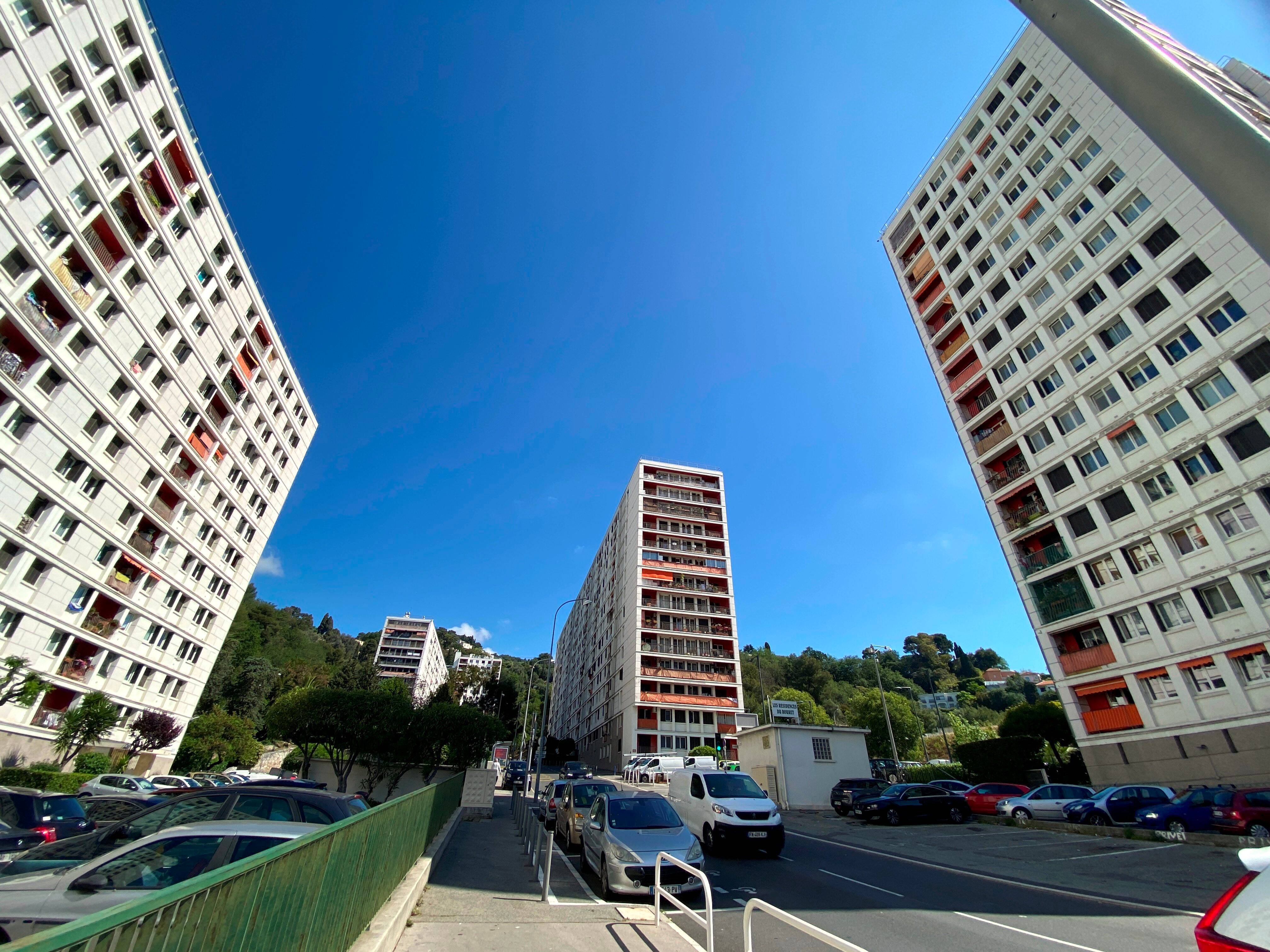 Elle n'a jamais été aussi élevée: la demande de logements sociaux explose sur la Côte d'Azur et le Var