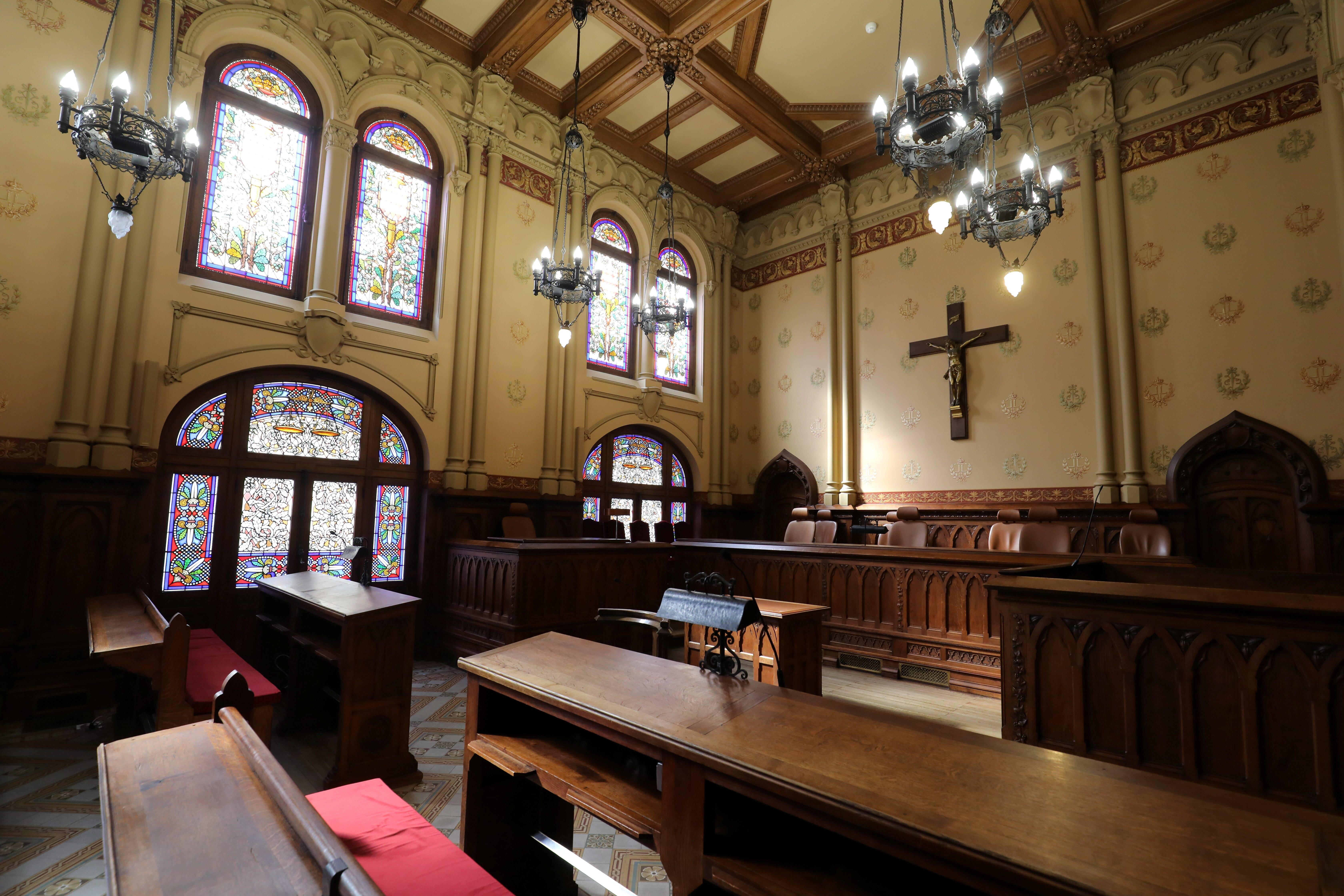 Il brutalise le nouveau compagnon de son ex-épouse et le menace de mort à Monaco: un père de famille condamné