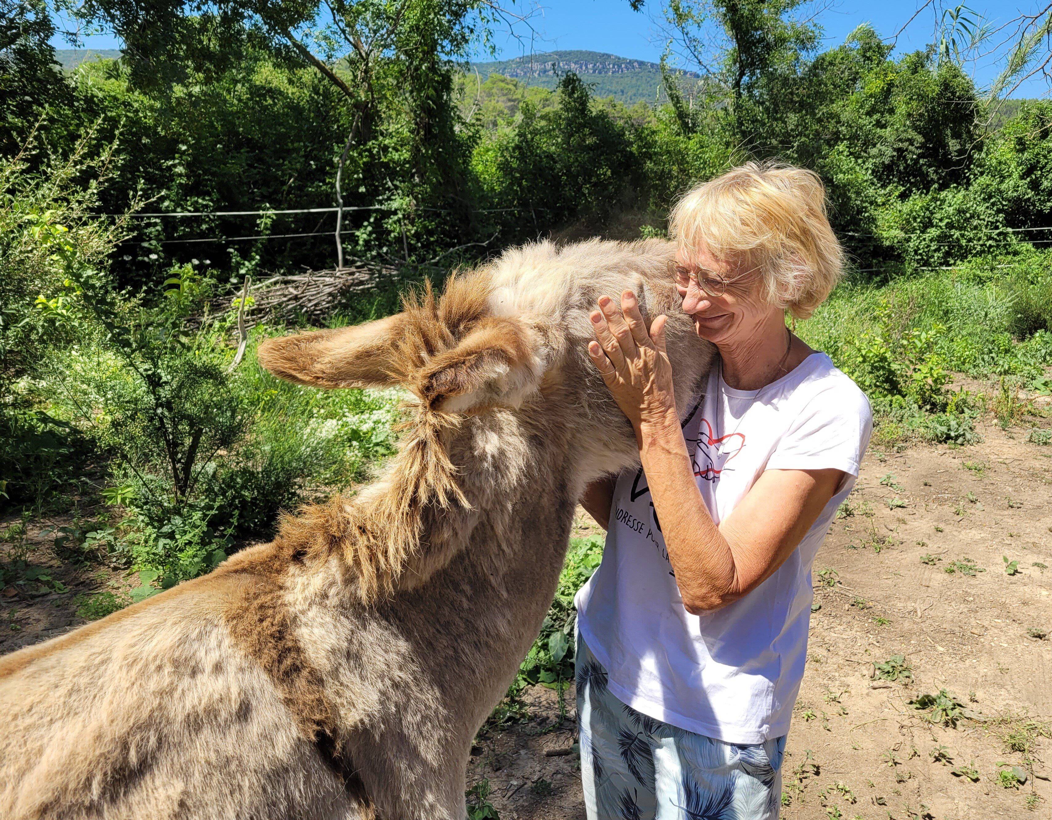 Cette Varoise a besoin de volontaires pour participer à une grande randonnée afin de sensibiliser à la syringomyélie