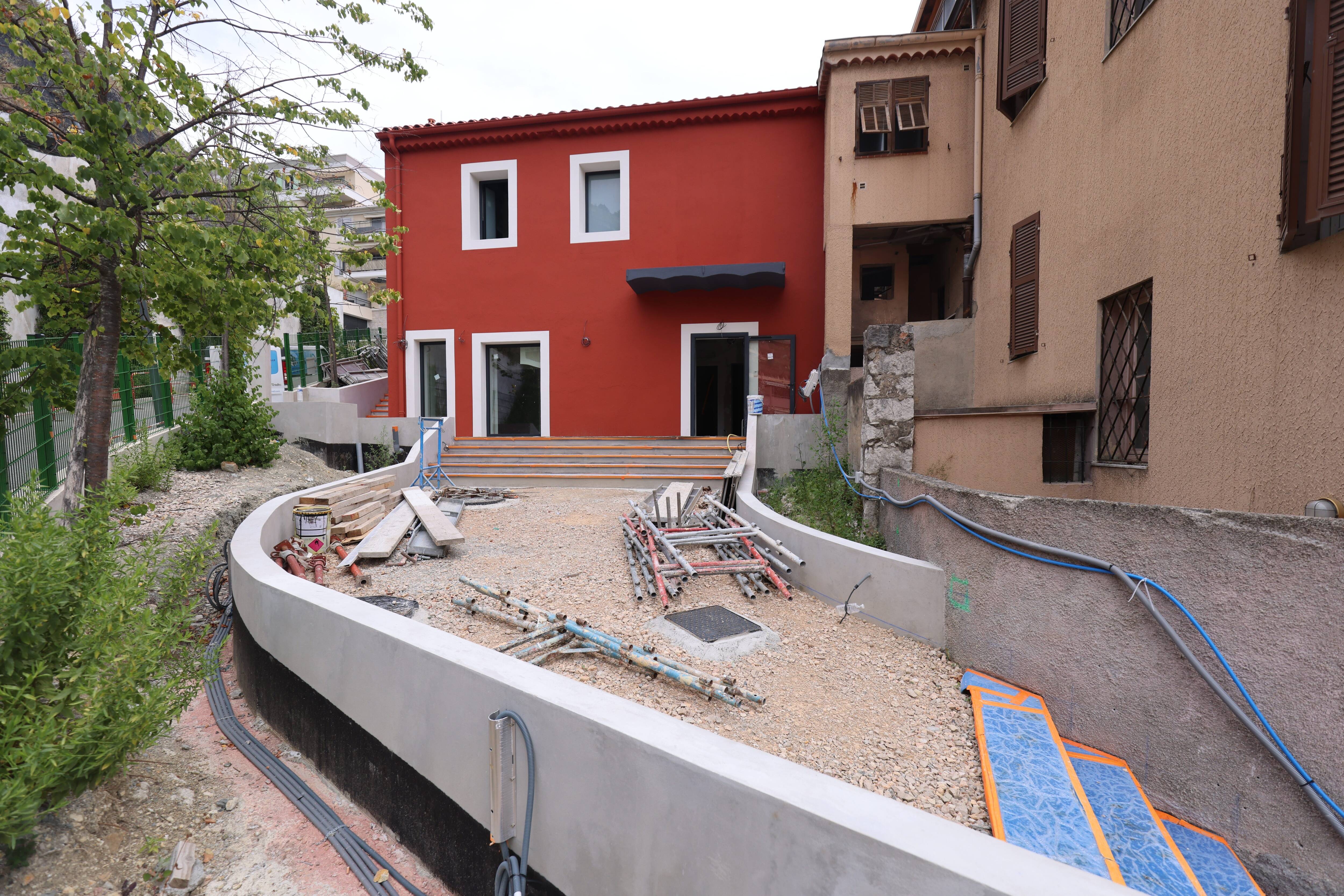 Il devait ouvrir au printemps dernier, le centre de commandement de La Turbie sera finalement livré en septembre