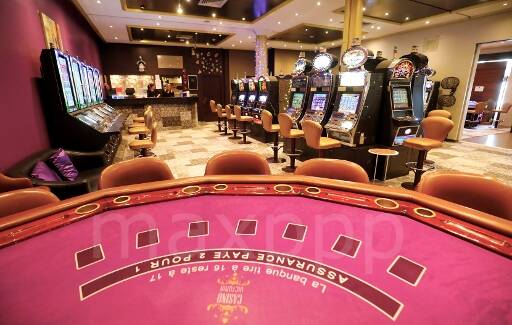 À Grasse, après le choc de la fermeture, les employés du casino Victoria reçus par la Ville