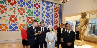 Une princesse japonaise visite le musée Matisse avant d'assister à un match de la Coupe du monde de rugby