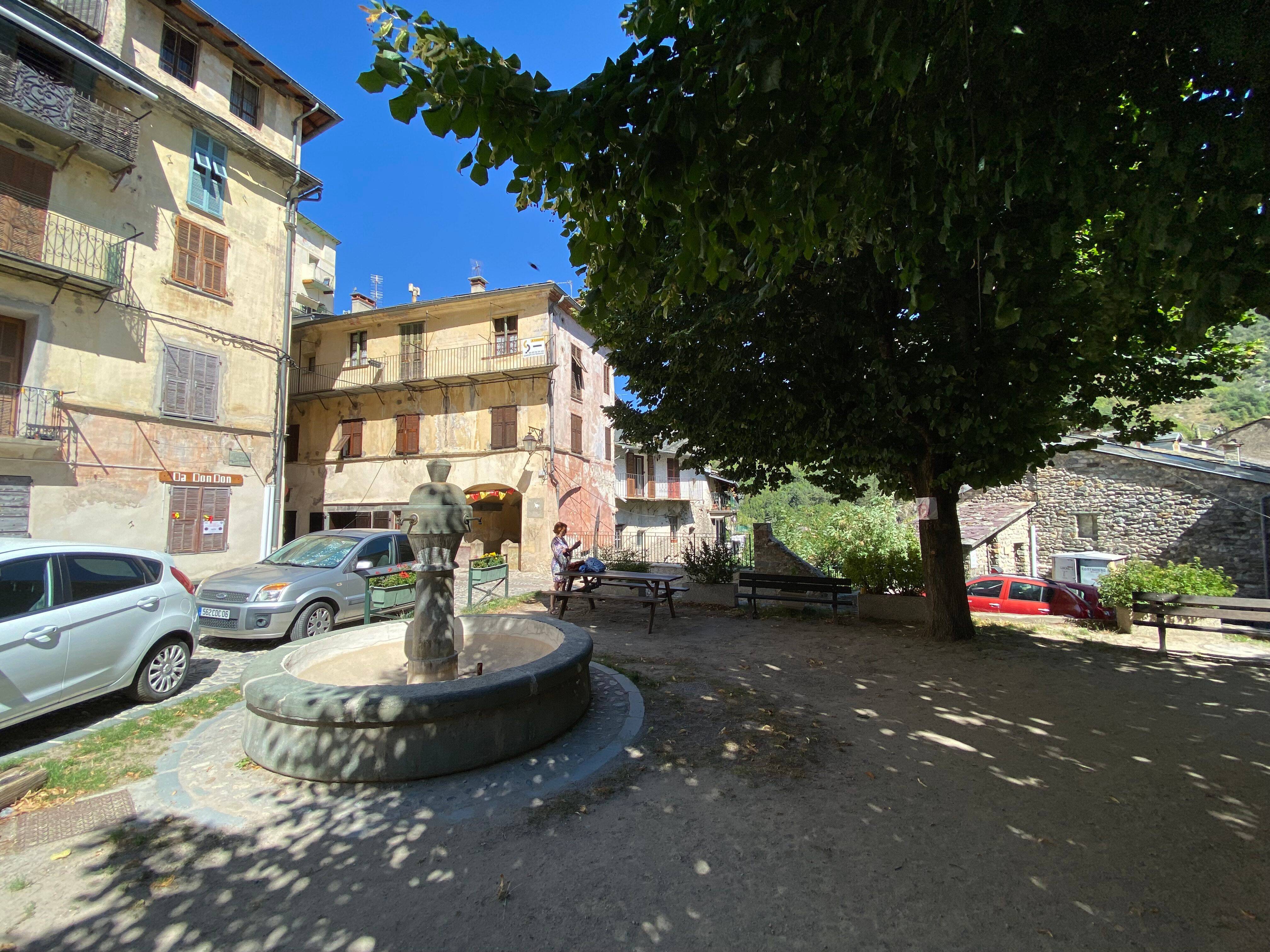 Dans les cartons depuis de nombreuses années, le projet de réaménagement des places du Vieux-Tende relancé