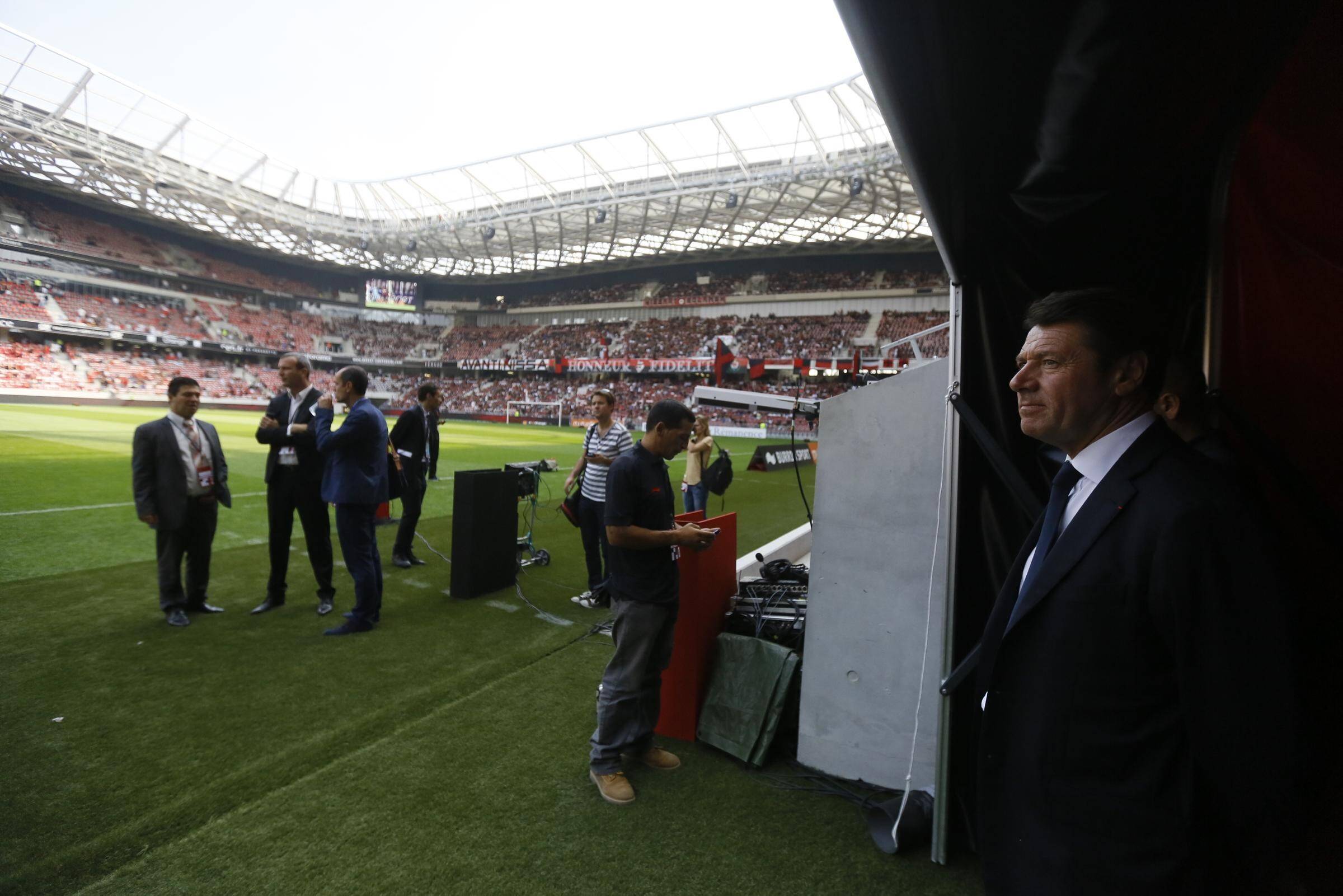 "Nice mérite qu'on fasse les choses en grand": 10 ans après son inauguration, Christian Estrosi dresse le bilan (positif) de l'Allianz Riviera