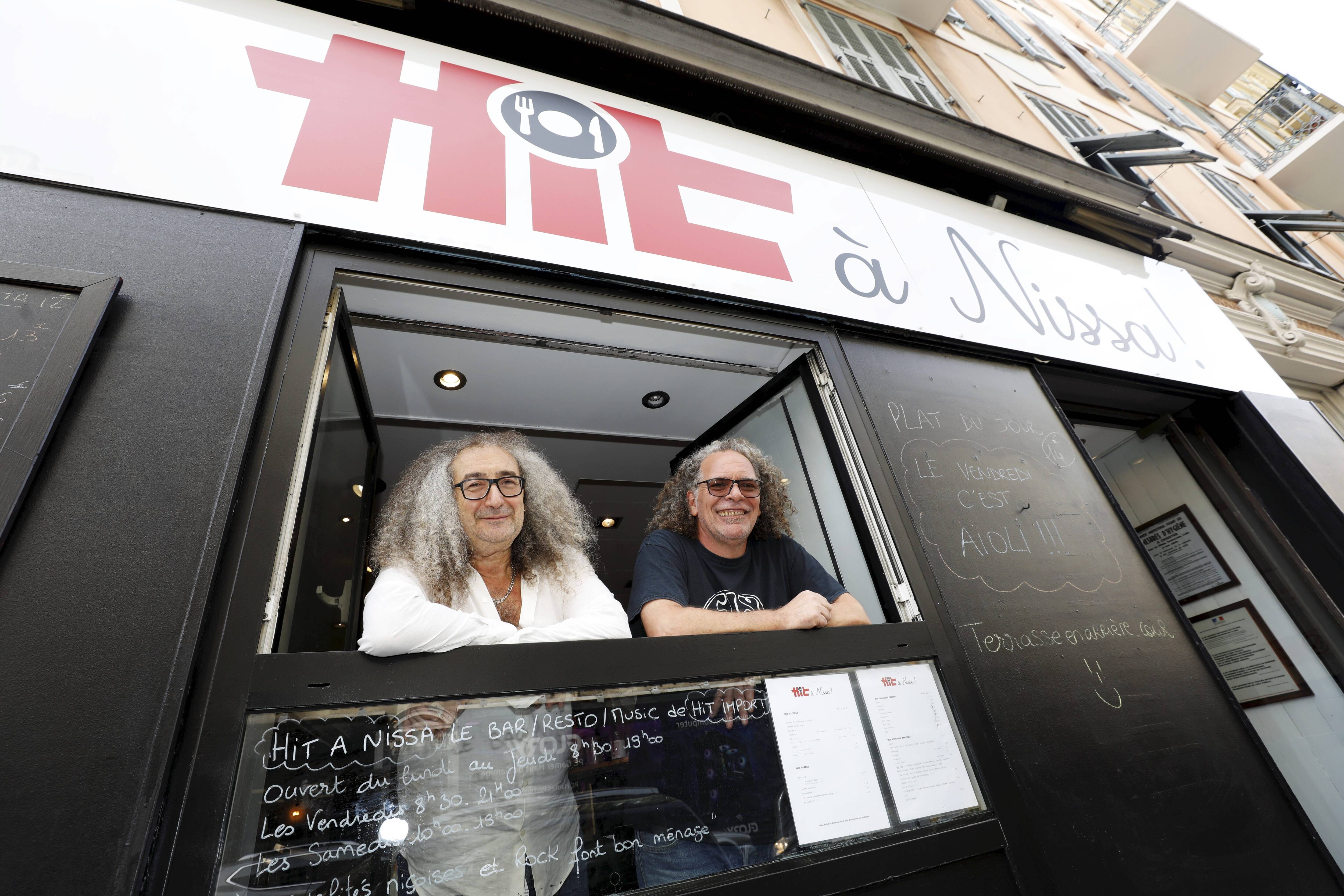 Manger en écoutant vos titres achetés, c'est ce que vous propose désormais ce disquaire de Nice