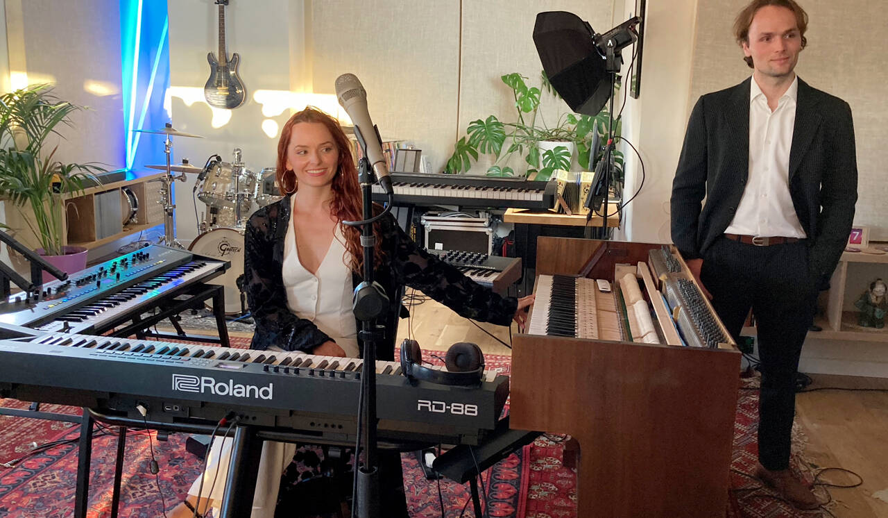 Sarah - Demons console de mixage illustre les différences entre le mixing et le mastering
