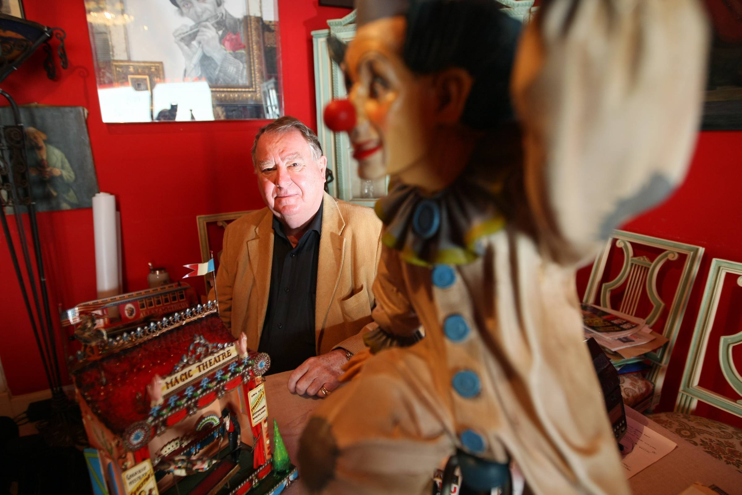 La collection circassienne de l'ancien directeur du théâtre Princesse Grace bientôt vendue aux enchères à Monaco