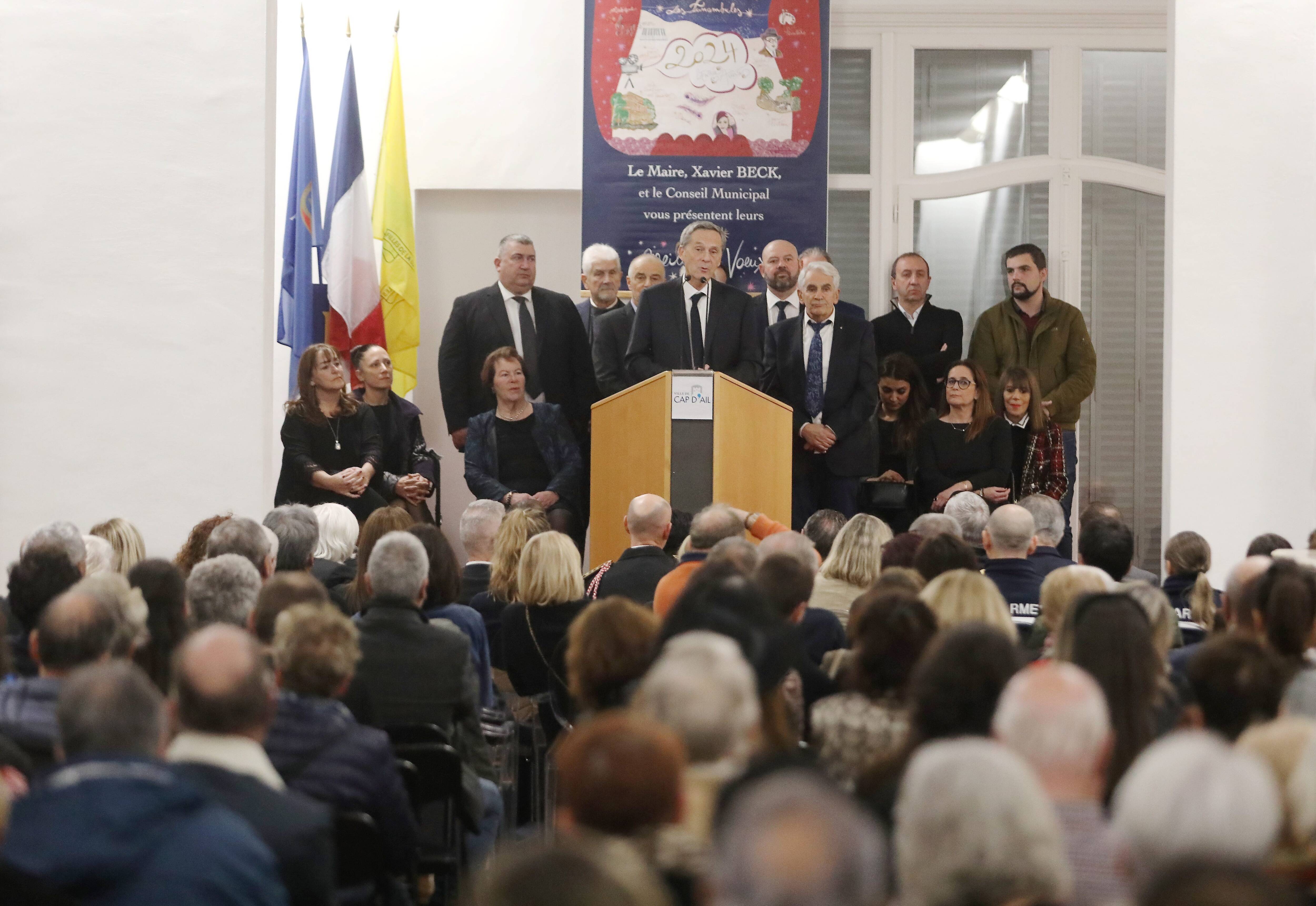 Trémie, logements sociaux, relations institutionnelles: les vSux (très) politiques du maire de Cap-d'Ail