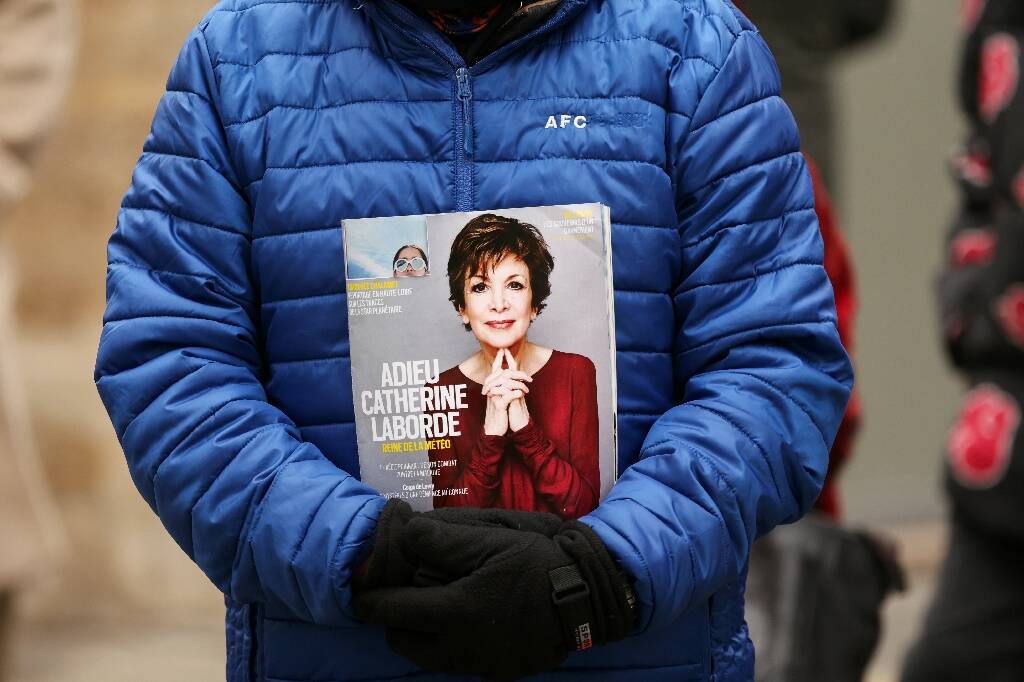 Dernier adieu à Catherine Laborde, sous le ciel gris de Paris