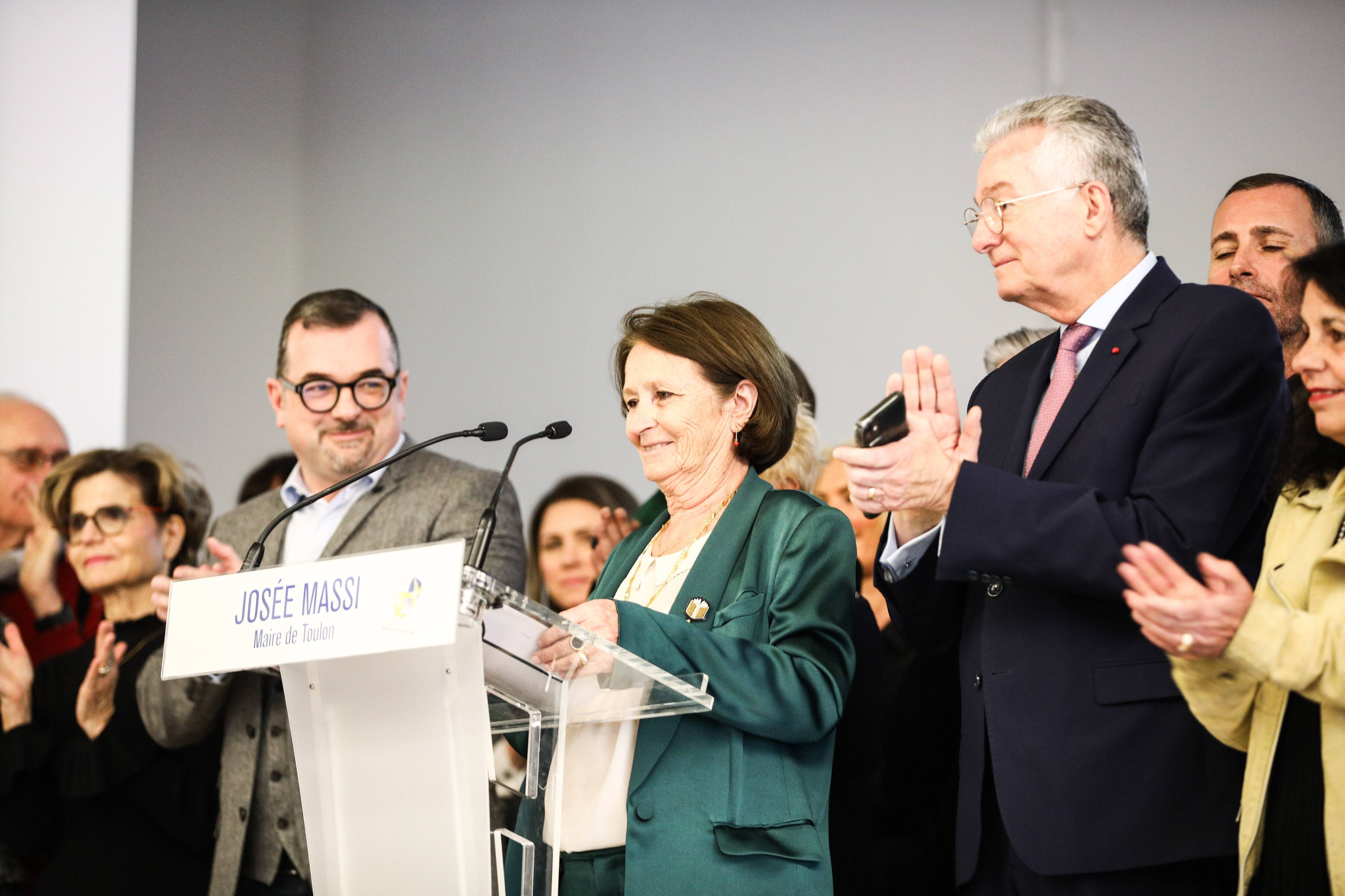 "On ne devient pas Hubert Falco du jour au lendemain": la punchline de la maire Josée Massi qui a fait mouche à Toulon