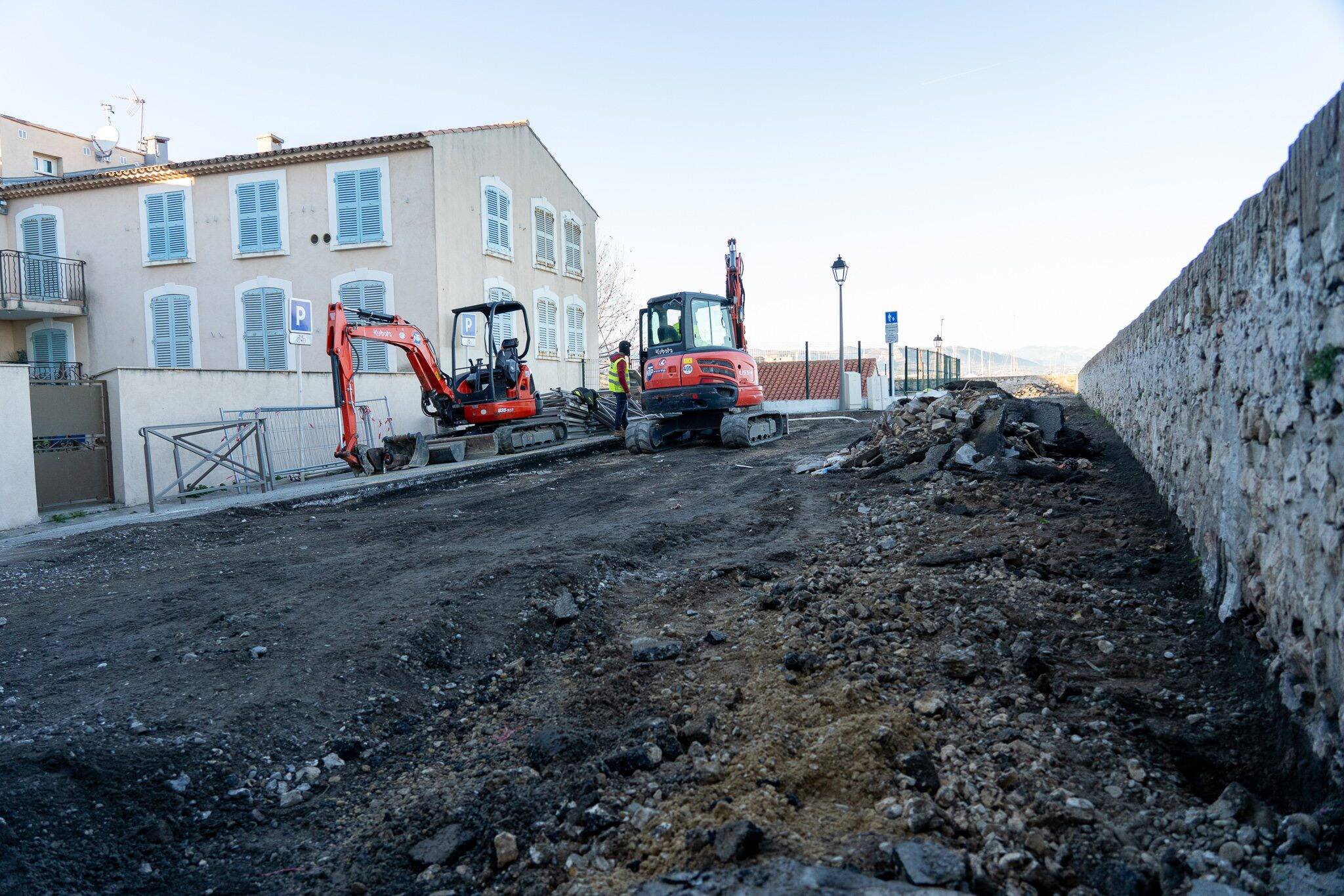 Les derniers travaux ont débuté lundi: ce qu'il faut savoir sur les restrictions de circulation sur la promenade des Remparts à Antibes