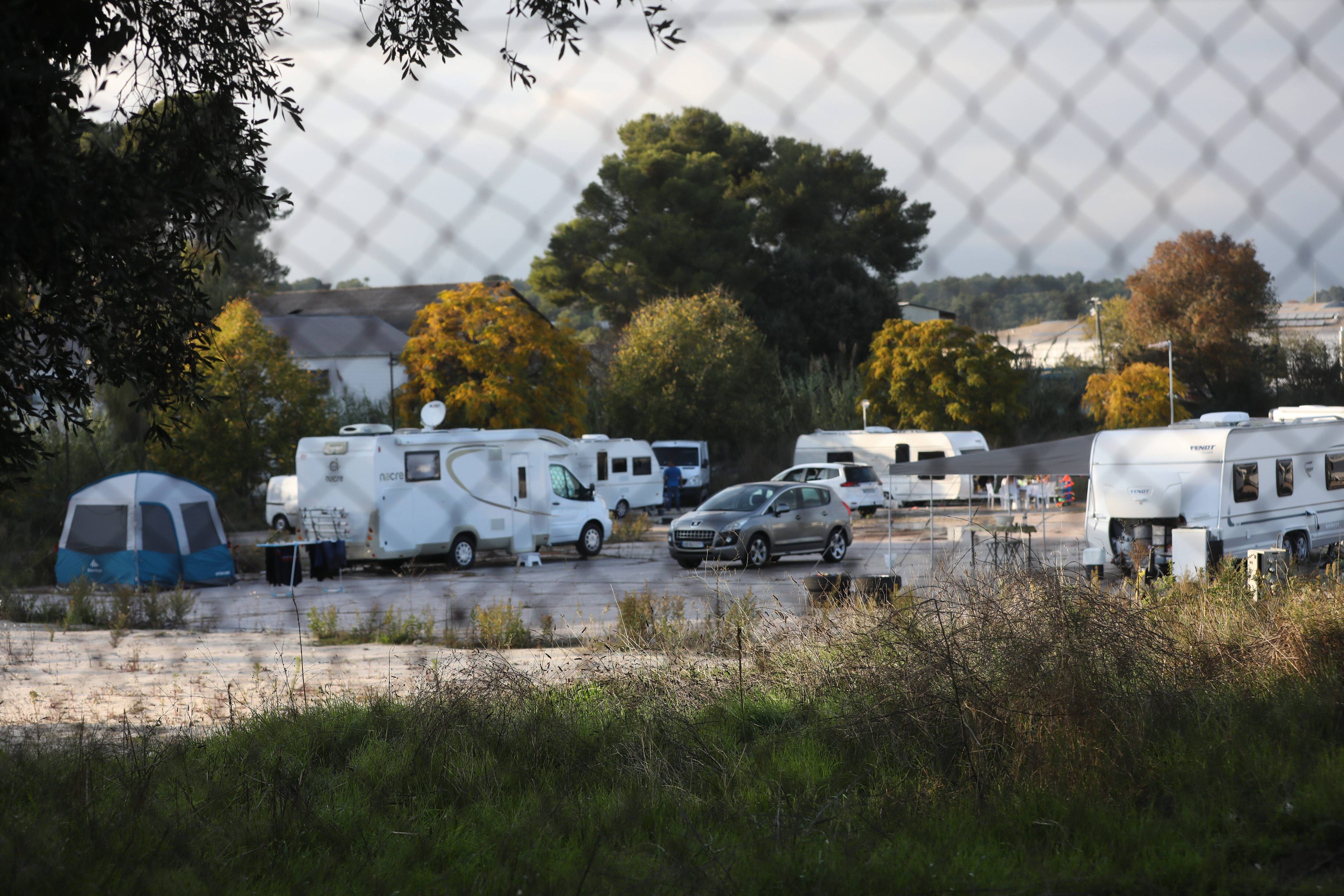 Y-a-t-il assez d'aires d'accueil pour les gens du voyage dans l'Ouest des Alpes-Maritimes? On fait le point