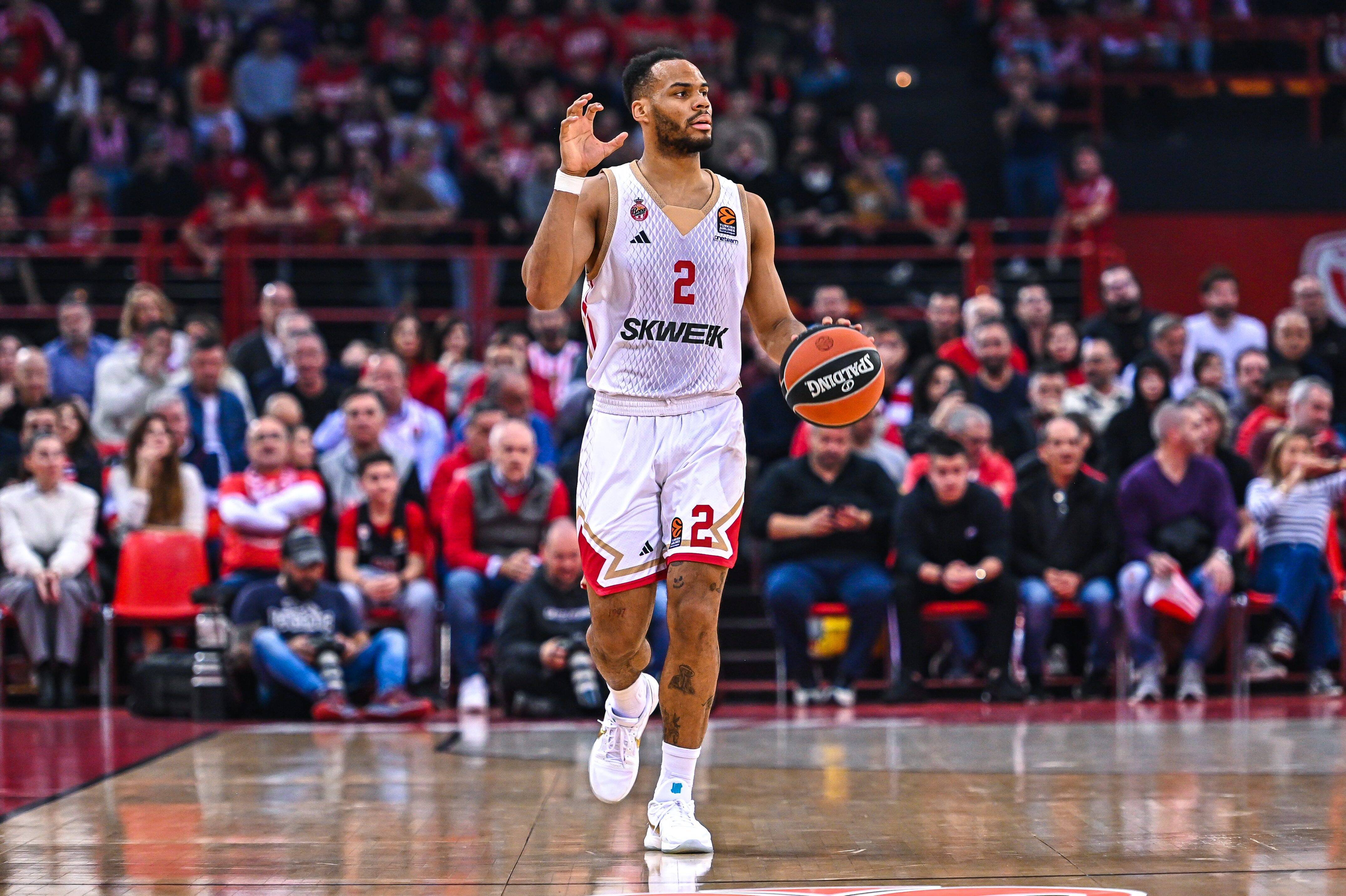 "Je ne vais pas pointer du doigt untel ou untel": les confidences d'Elie Okobo avant le choc face à Istanbul ce vendredi soir