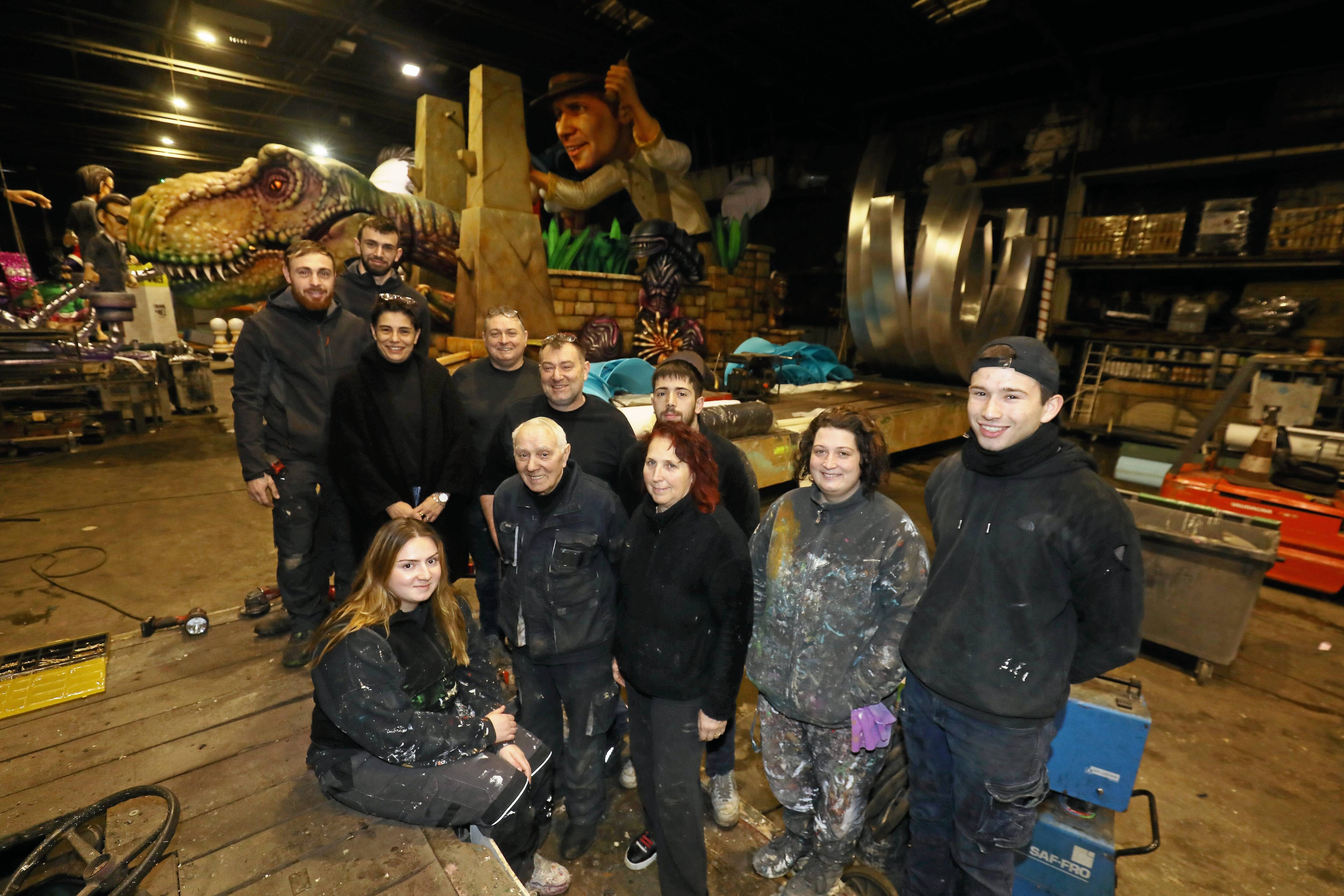 "On le fait pour le plaisir de partager avec le public": rencontre avec la famille Povigna, une dynastie au service du Carnaval de Nice