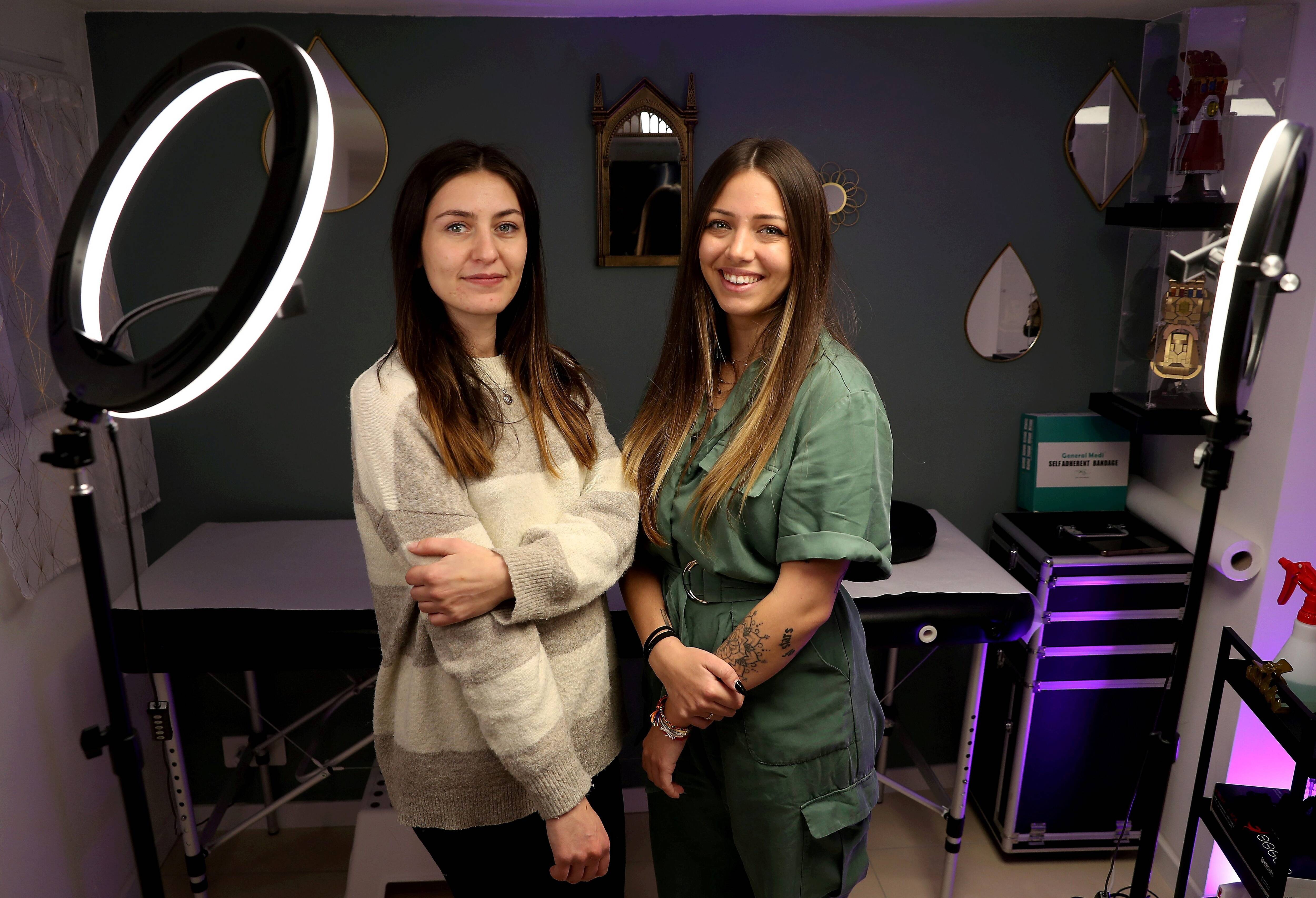 "Je ne pourrai jamais revenir au salariat": ils ont moins de 30 ans, ces jeunes de la Riviera française nous expliquent pourquoi ils sont devenus entrepreneurs