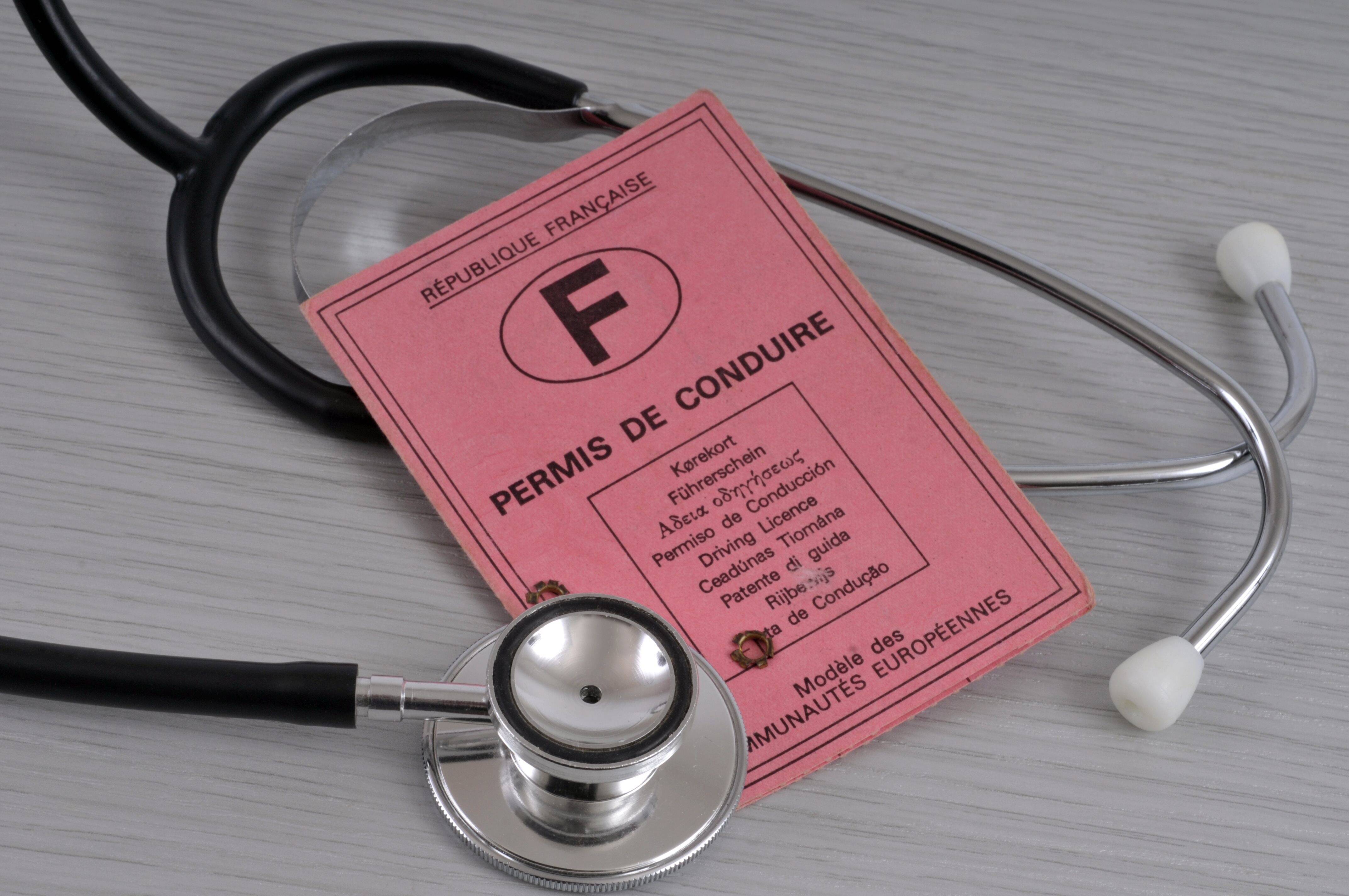 Le Parlement européen dit "non" à la visite médicale obligatoire tous les 15 ans pour le permis de conduire