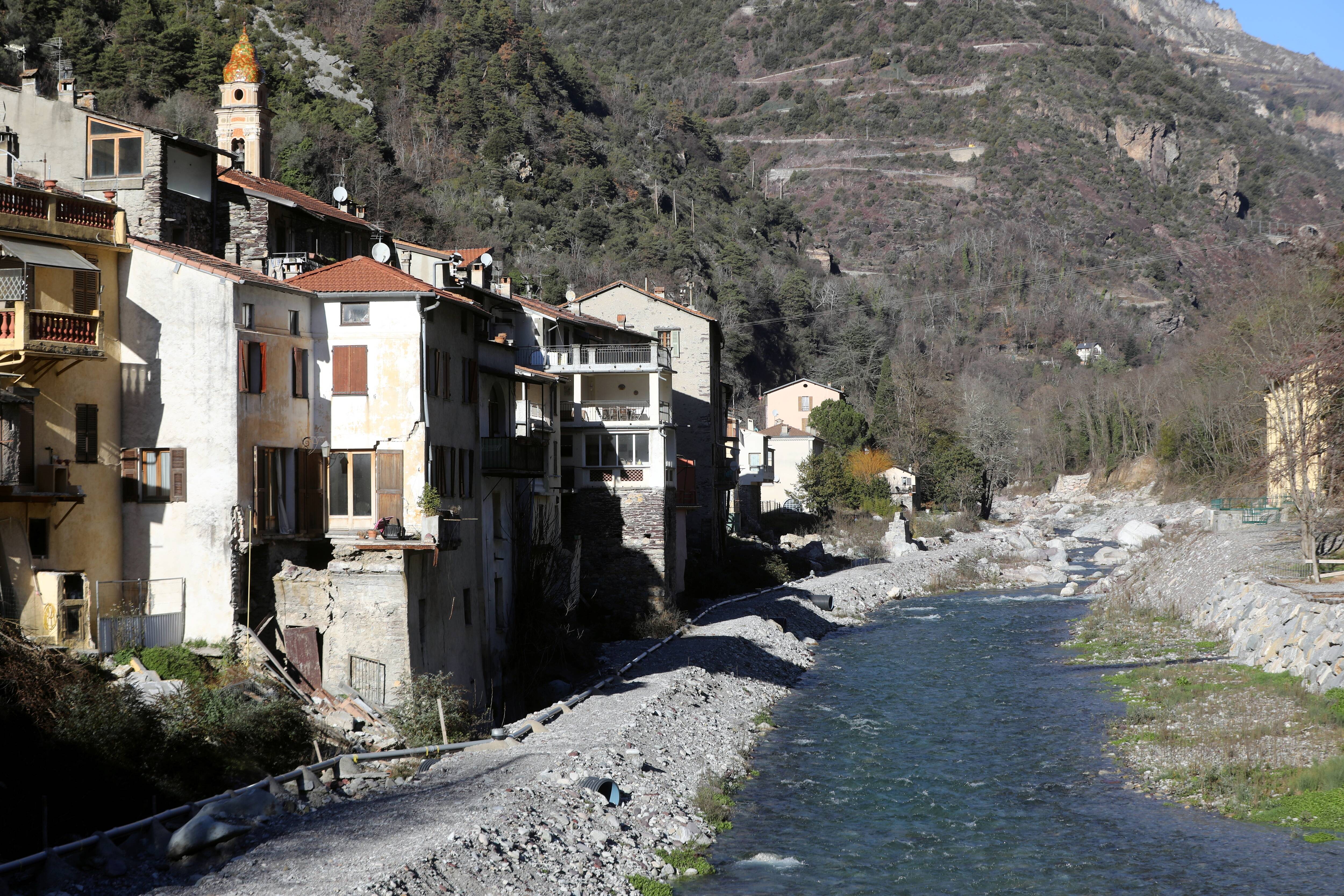 "Il sera sincère et prudent": ce qu'il faut retenir des débats sur l'orientation budgétaire de la Riviera française