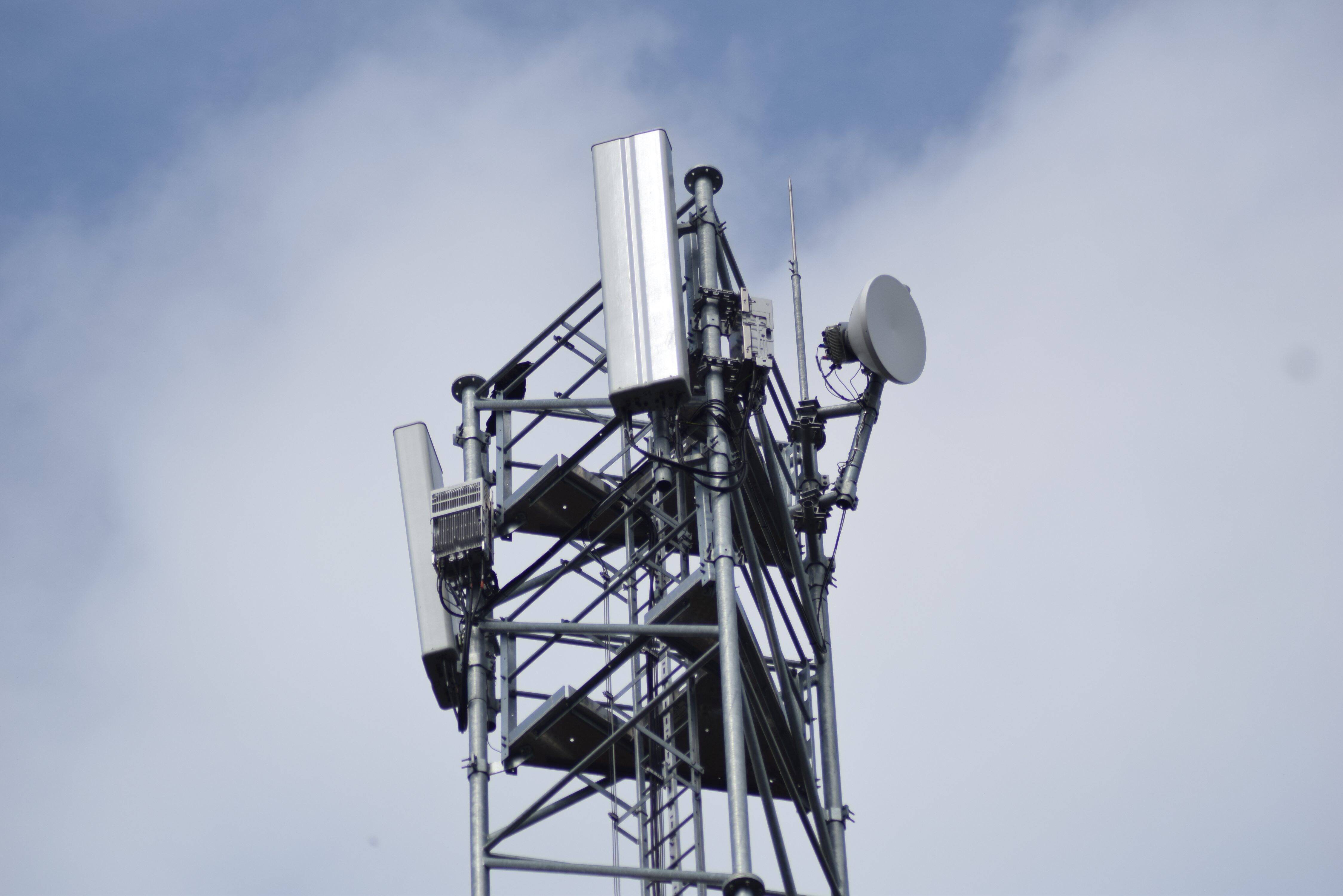 Après deux jours de panne provoquée par les intempéries, le réseau téléphonique et la TNT sont de retour à Sospel