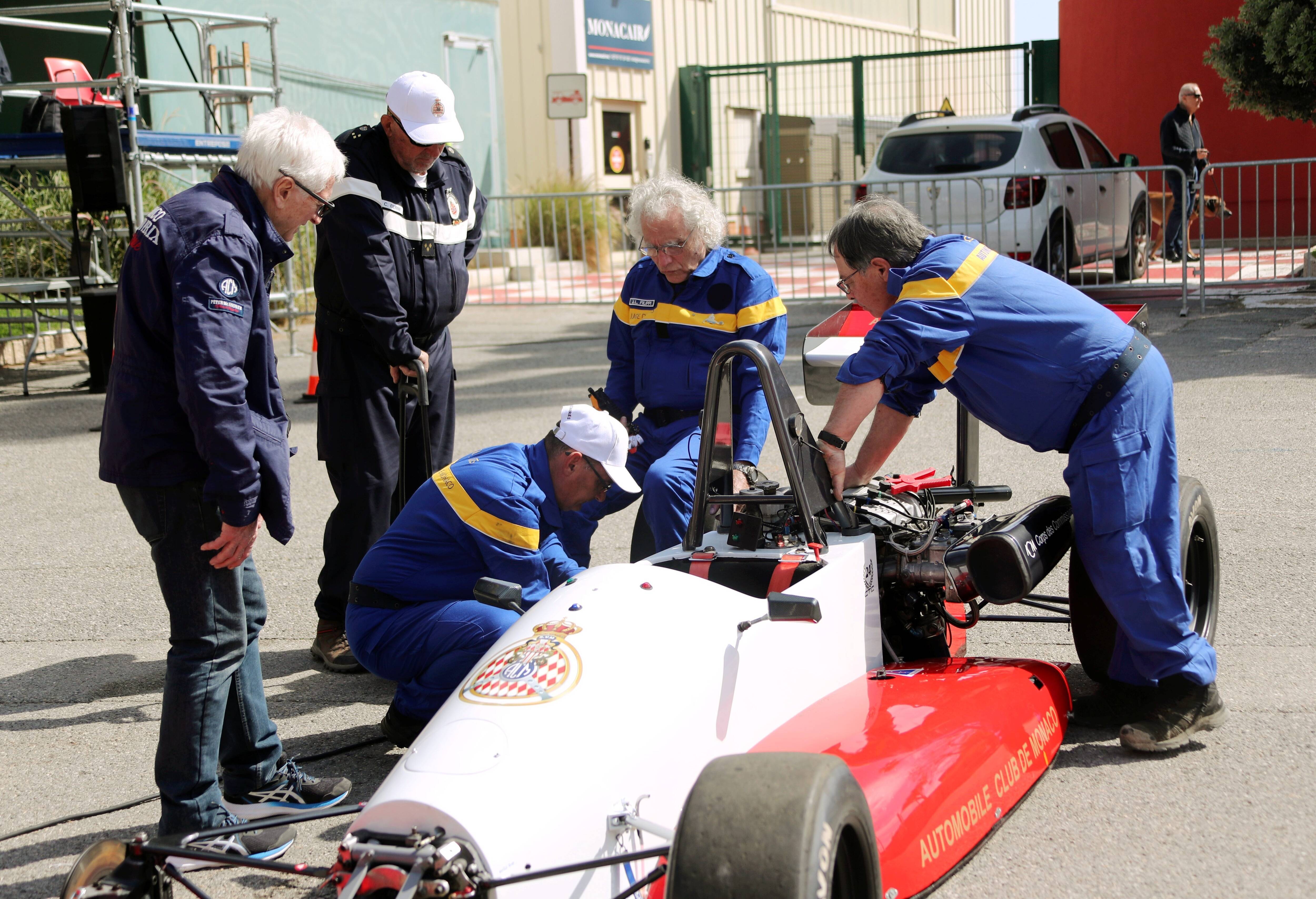 Ils assureront la sécurité pour les trois Grand Prix à Monaco: l'Automobile Club de Monaco forme 700 bénévoles