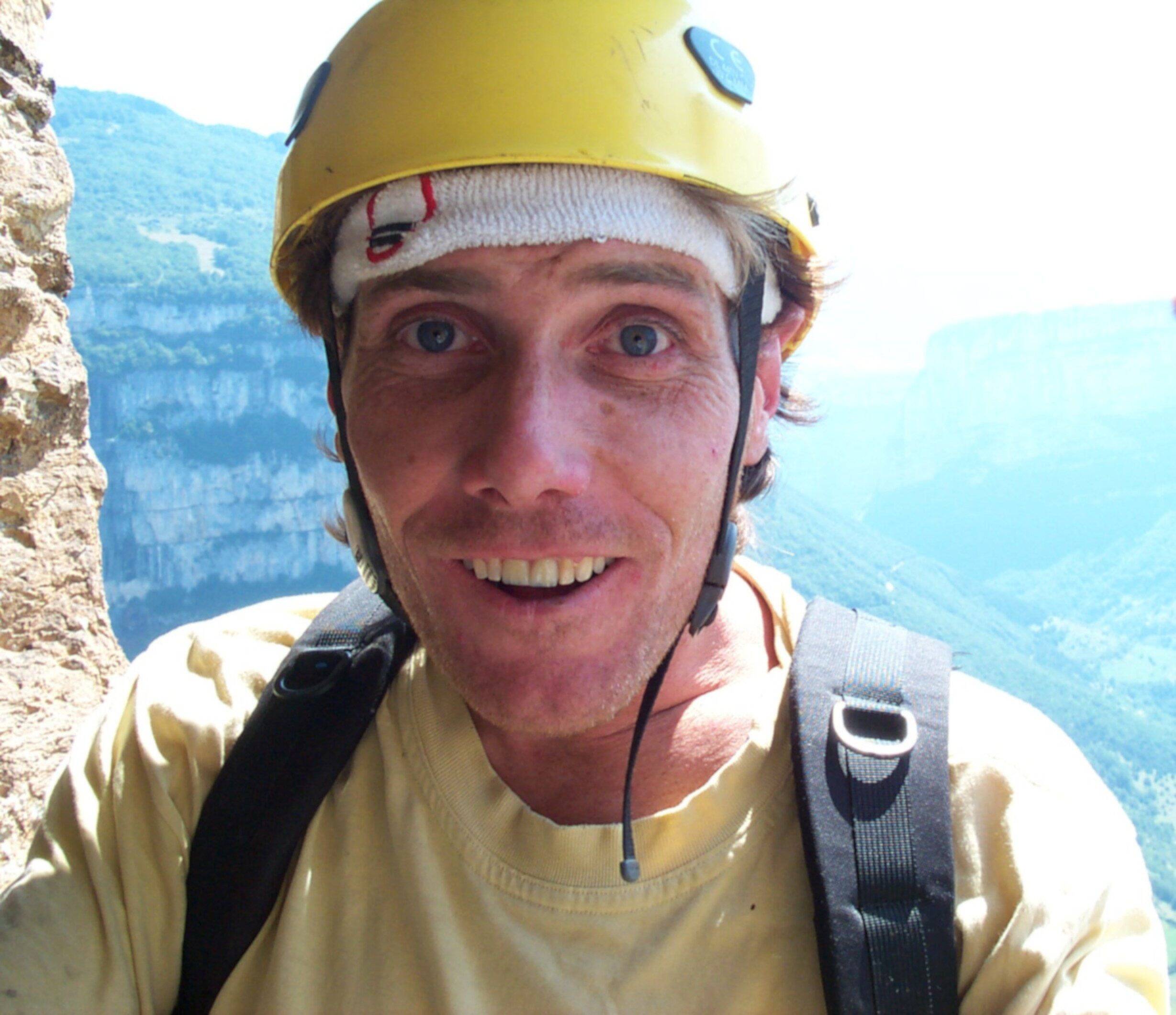 "Nous étions une fratrie de quatre, aujourd'hui nous sommes trois": le combat d'un homme après la mort de son frère victime d'un accident du travail dans les Alpes-Maritimes