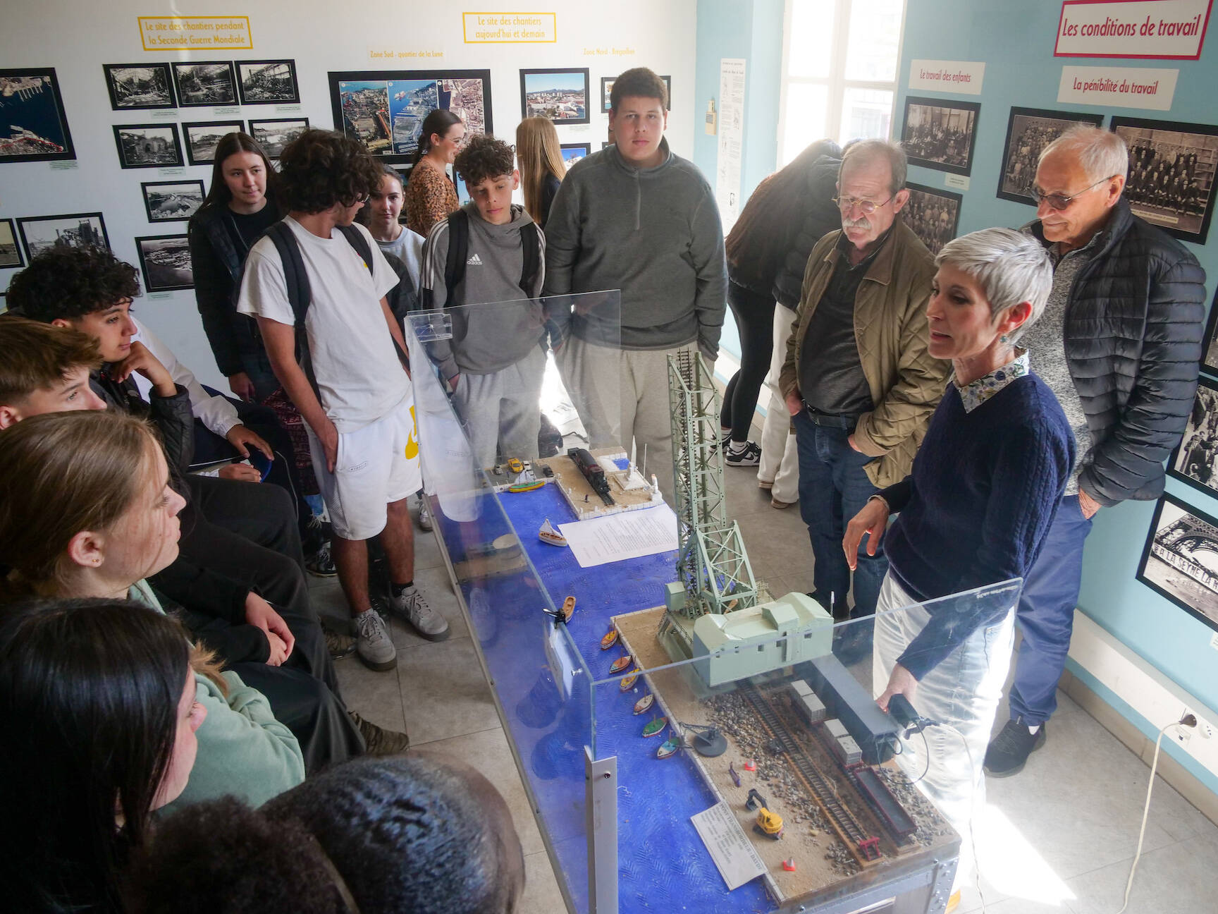 "Un jour, une grue est tombée, tuant le grutier": Découverte grandeur nature avec les anciens des chantiers navals de La Seyne