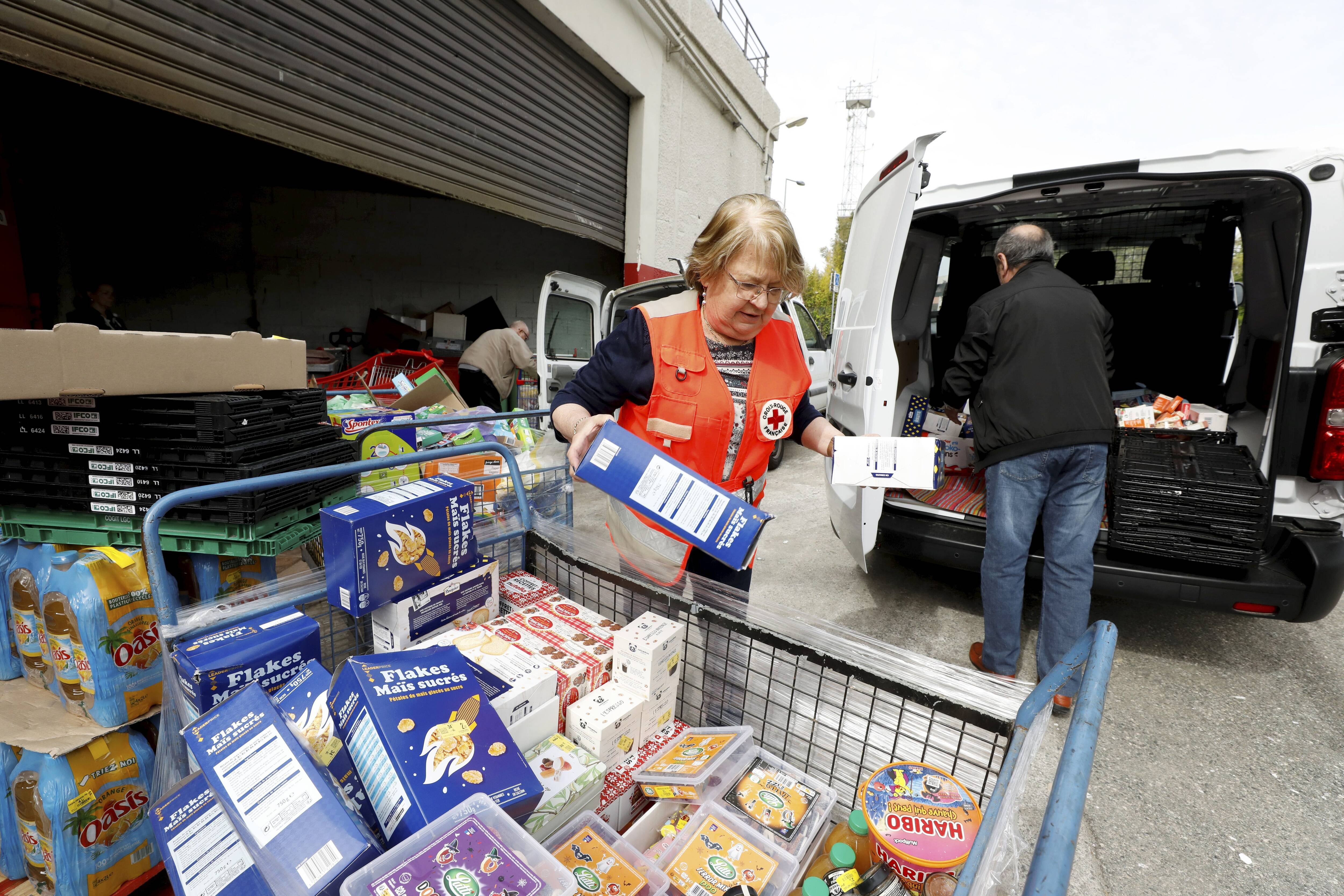 "C'est énorme": fermé pour travaux, le Géant Casino de Villeneuve-Loubet donne près de 3 tonnes de marchandises à La Croix-Rouge