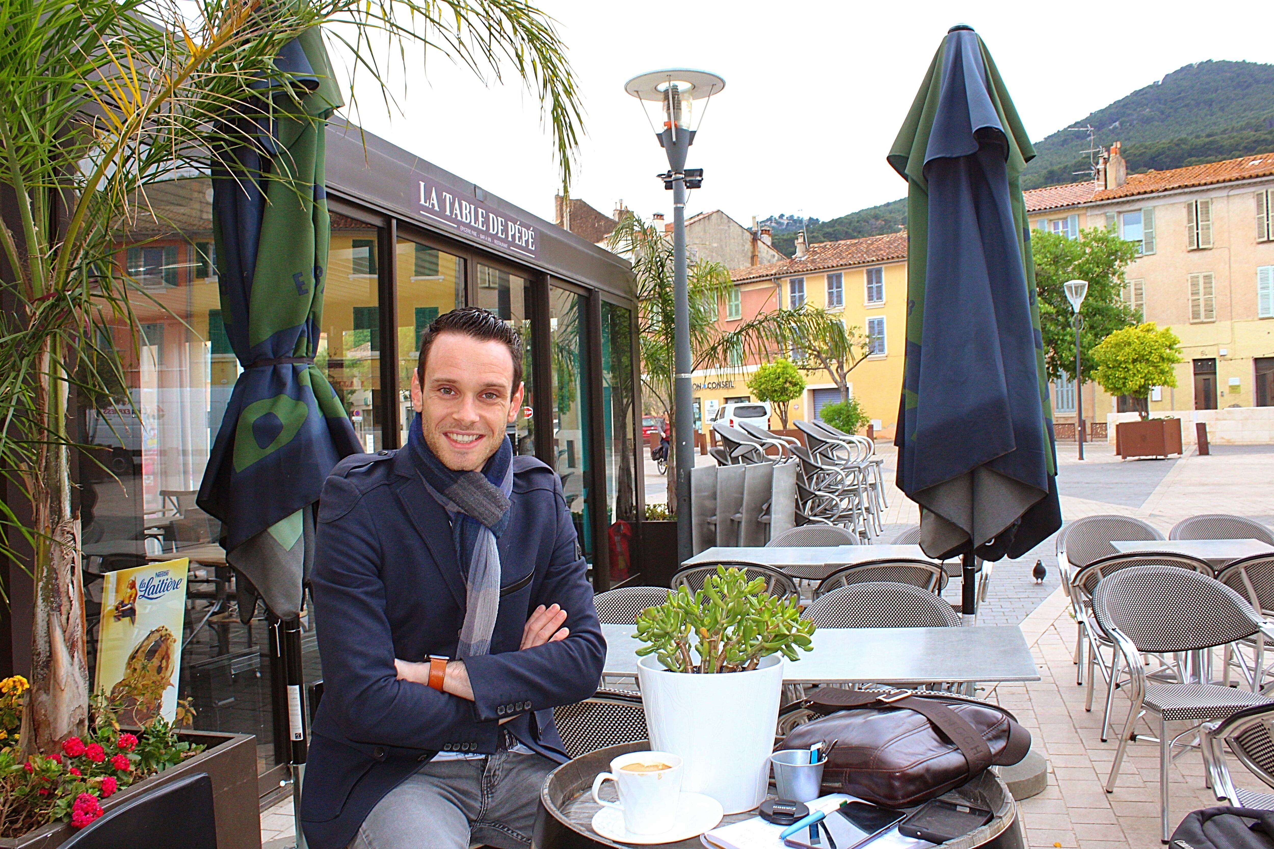 Après avoir remporté le premier titre du championnat de France de magie, le mentaliste Varois Damien Dubi vise l'Europe