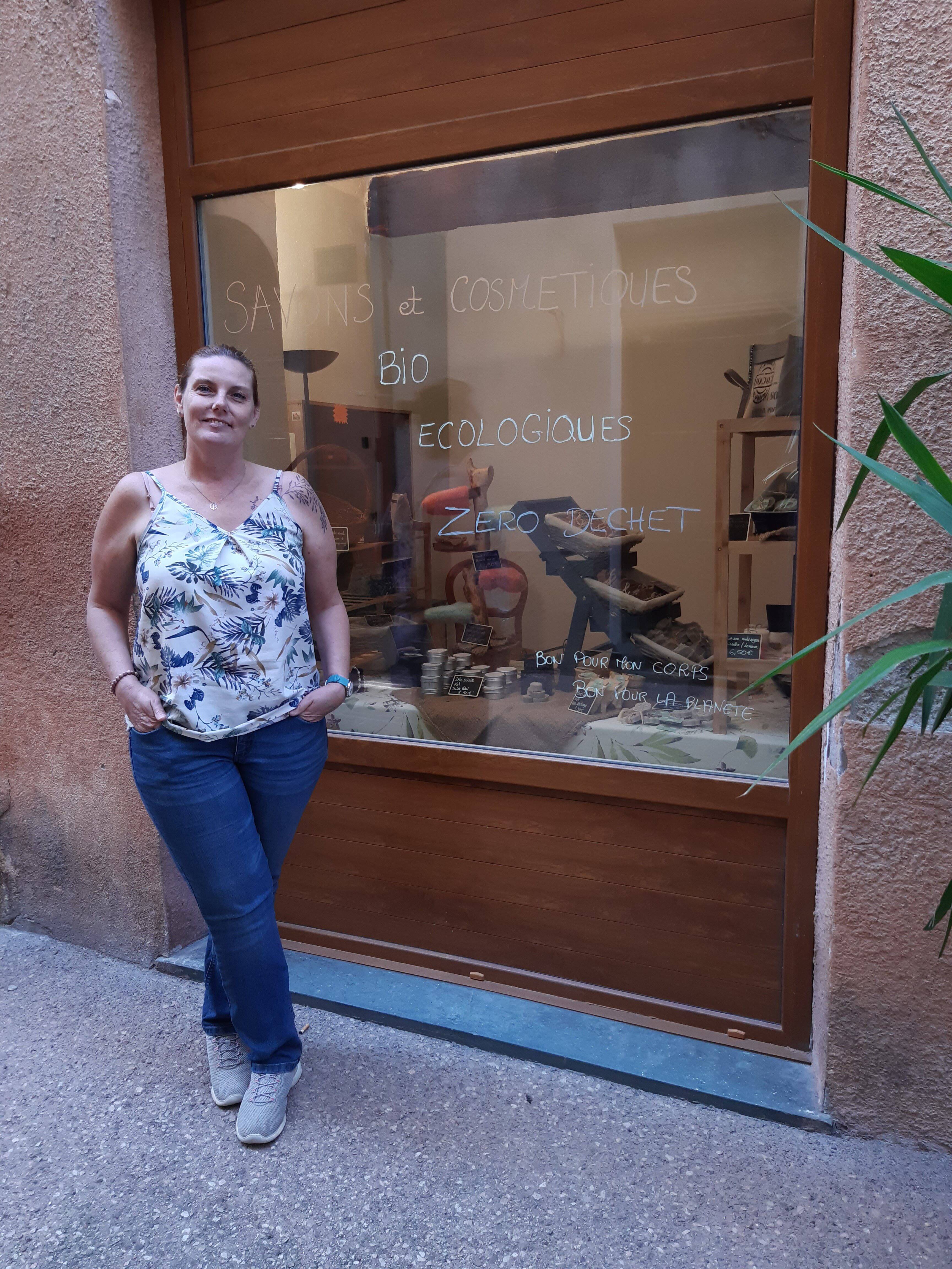 À Breil, savons et cosmétiques ont désormais leur boutique, les produits validés en intégralité par une évaluatrice de sécurité