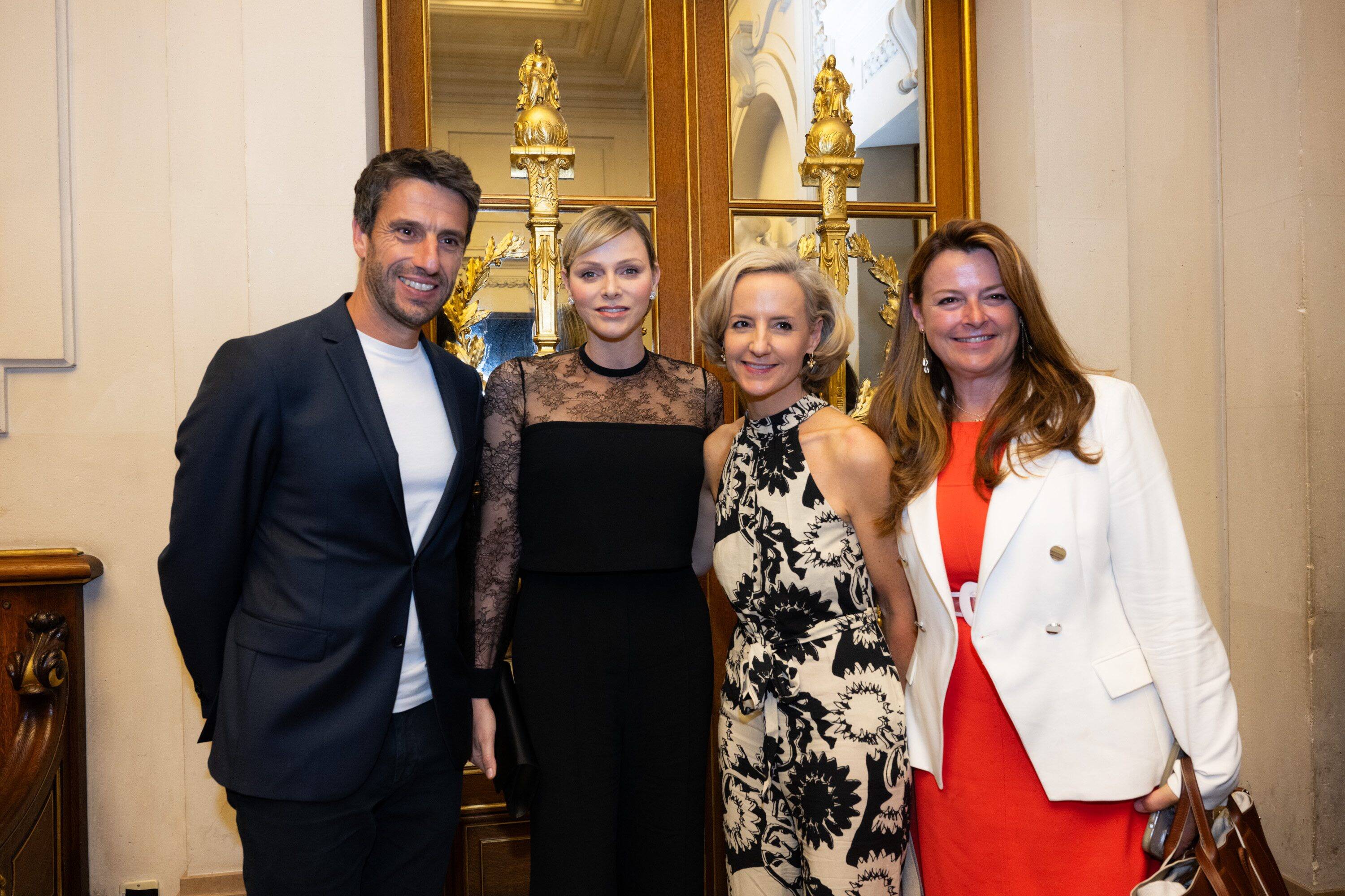 À Paris, la princesse Charlène de Monaco a assisté au concert-hommage au fondateur des Jeux olympiques modernes, Pierre de Coubertin