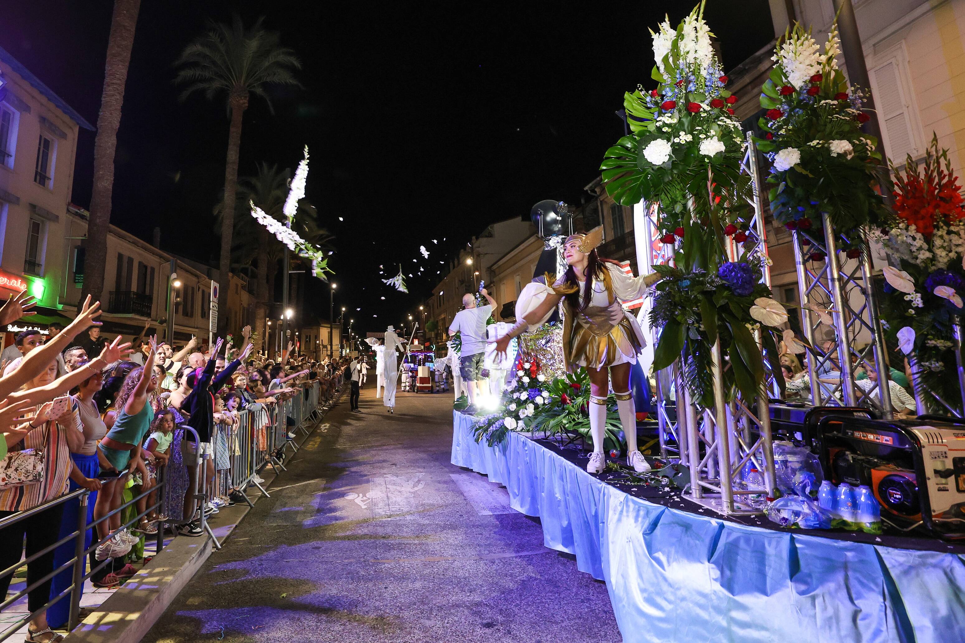 Parade fleurie, concours de pétanque, soirée cabaret... Dès le 14 août, la fête de la Saint-Barthélemy va durer 9 jours à Cannes!