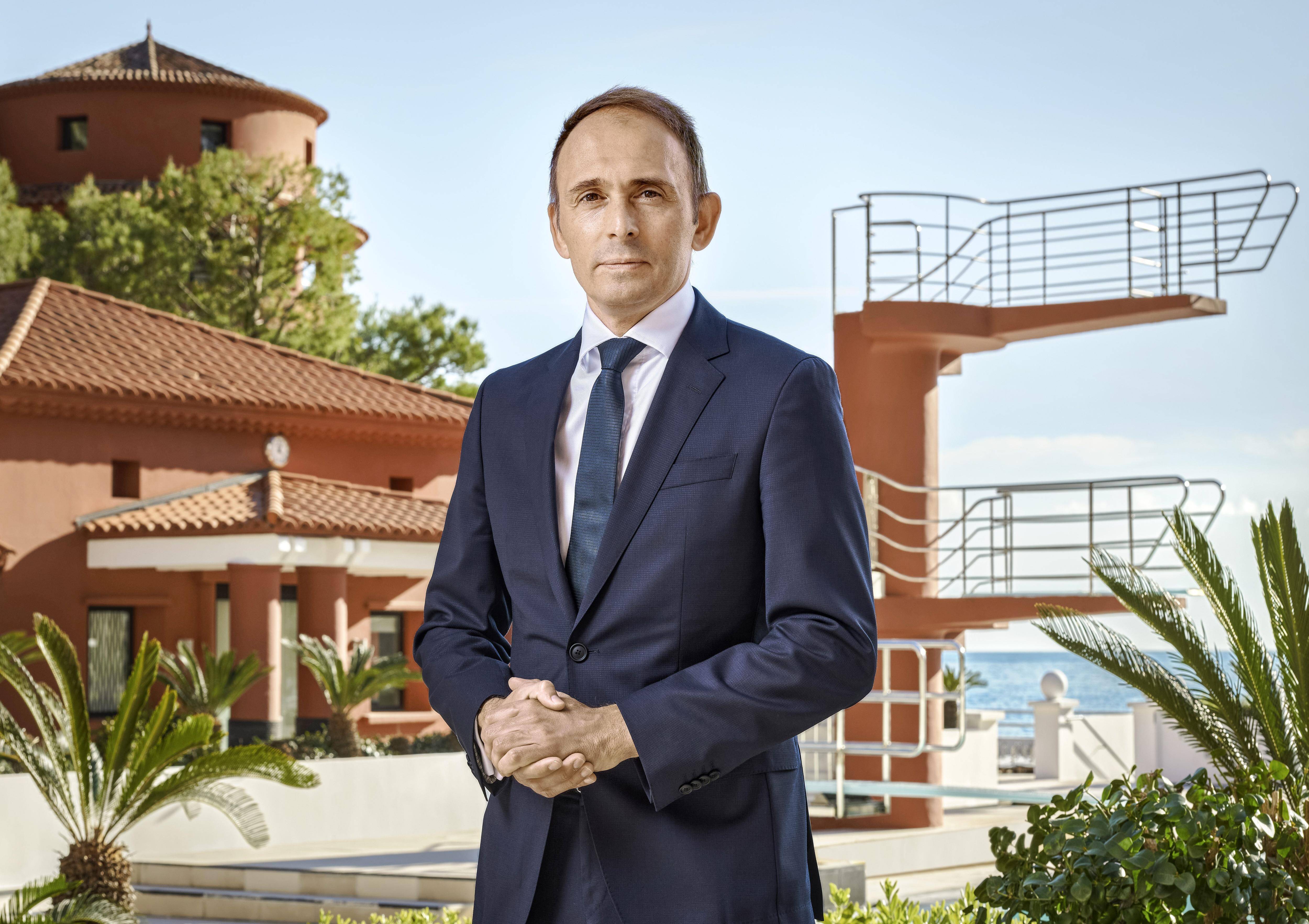 "C'est la relation humaine qui fait la force de notre établissement": les ambitions du directeur du Monte-Carlo Beach René Blino