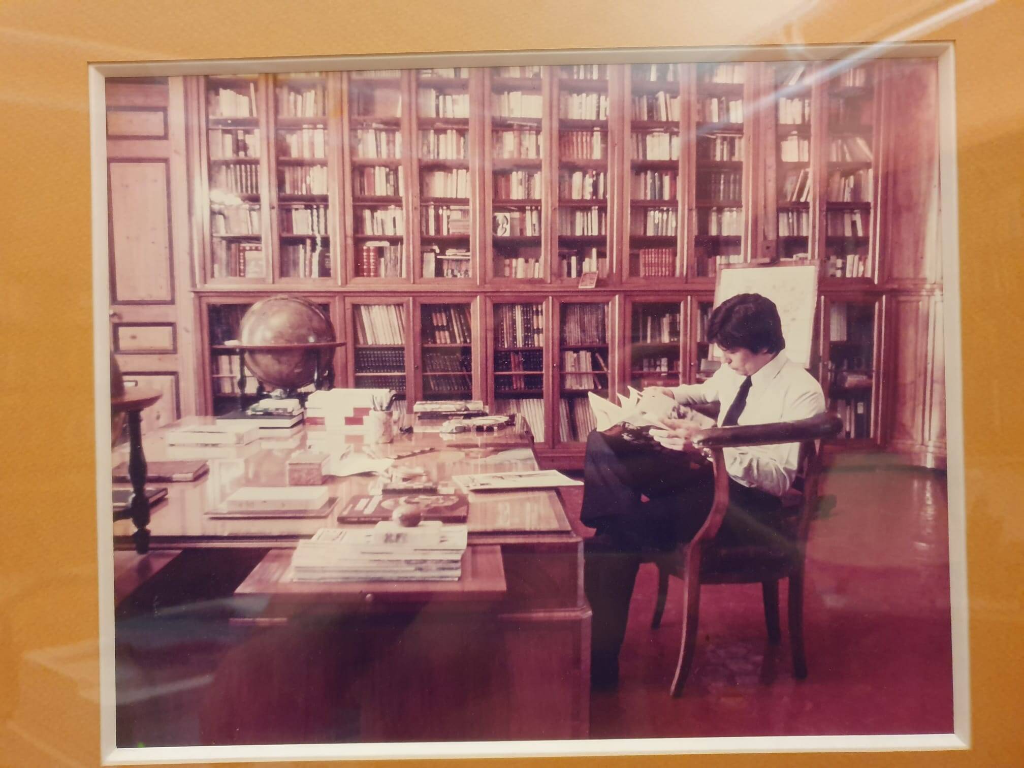 Répliques cultes, lettre de "Jacky Le Mat", Hôtel de Boisgelin... Alain Delon était une ombre fidèle sur le chemin du directeur de l'Hôtel des ventes de Monte-Carlo Franck Baille