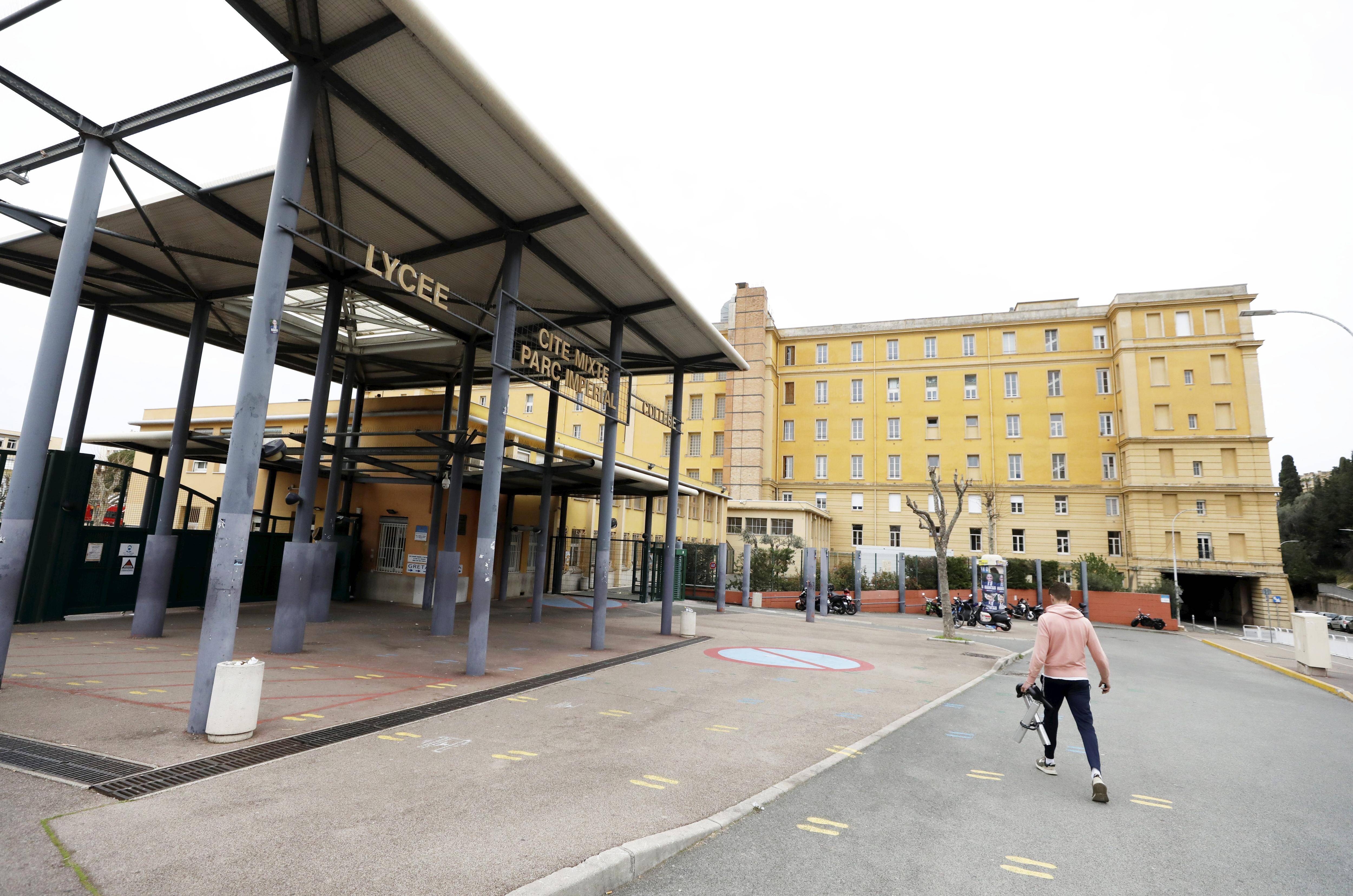 La rentrée des classes 2024 retardée de plusieurs jours dans le plus grand lycée de la Côte d'Azur à Nice?