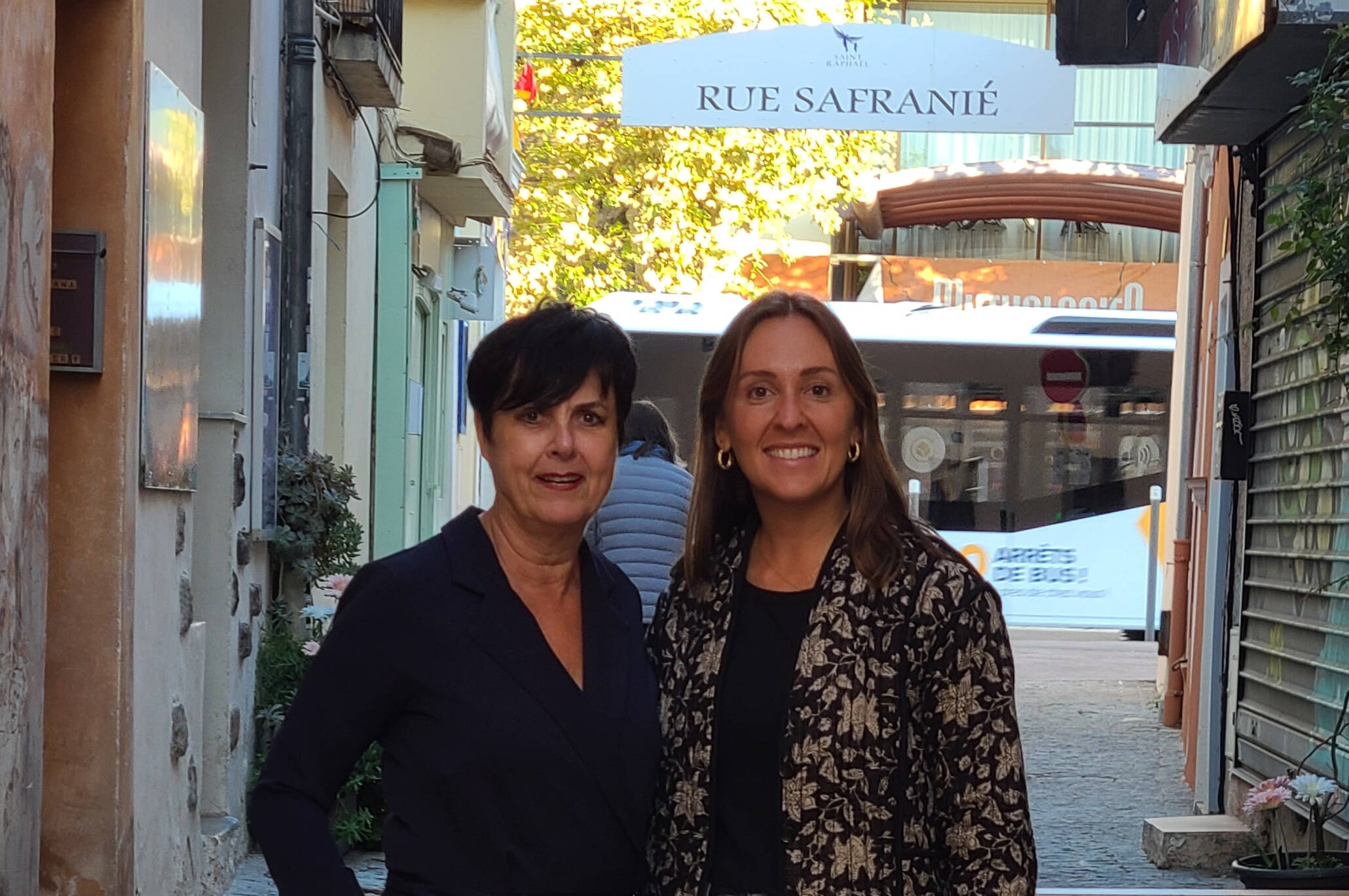 Ces deux artistes vous invitent au voyage à travers leur exposition à Saint-Raphaël