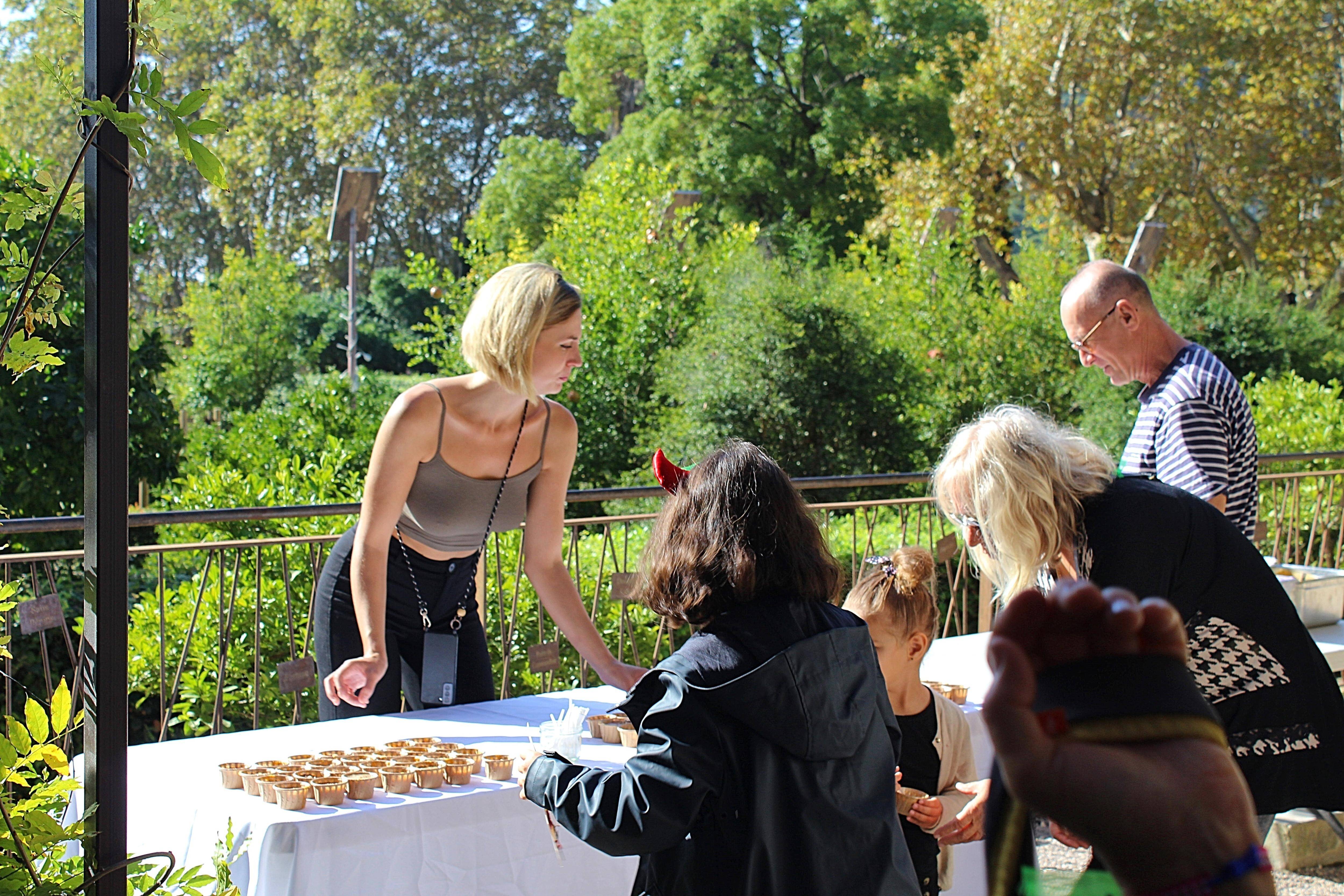 Ce mercredi, La Valette a mis en valeur les courges dans le Jardin remarquable de Baudouvin