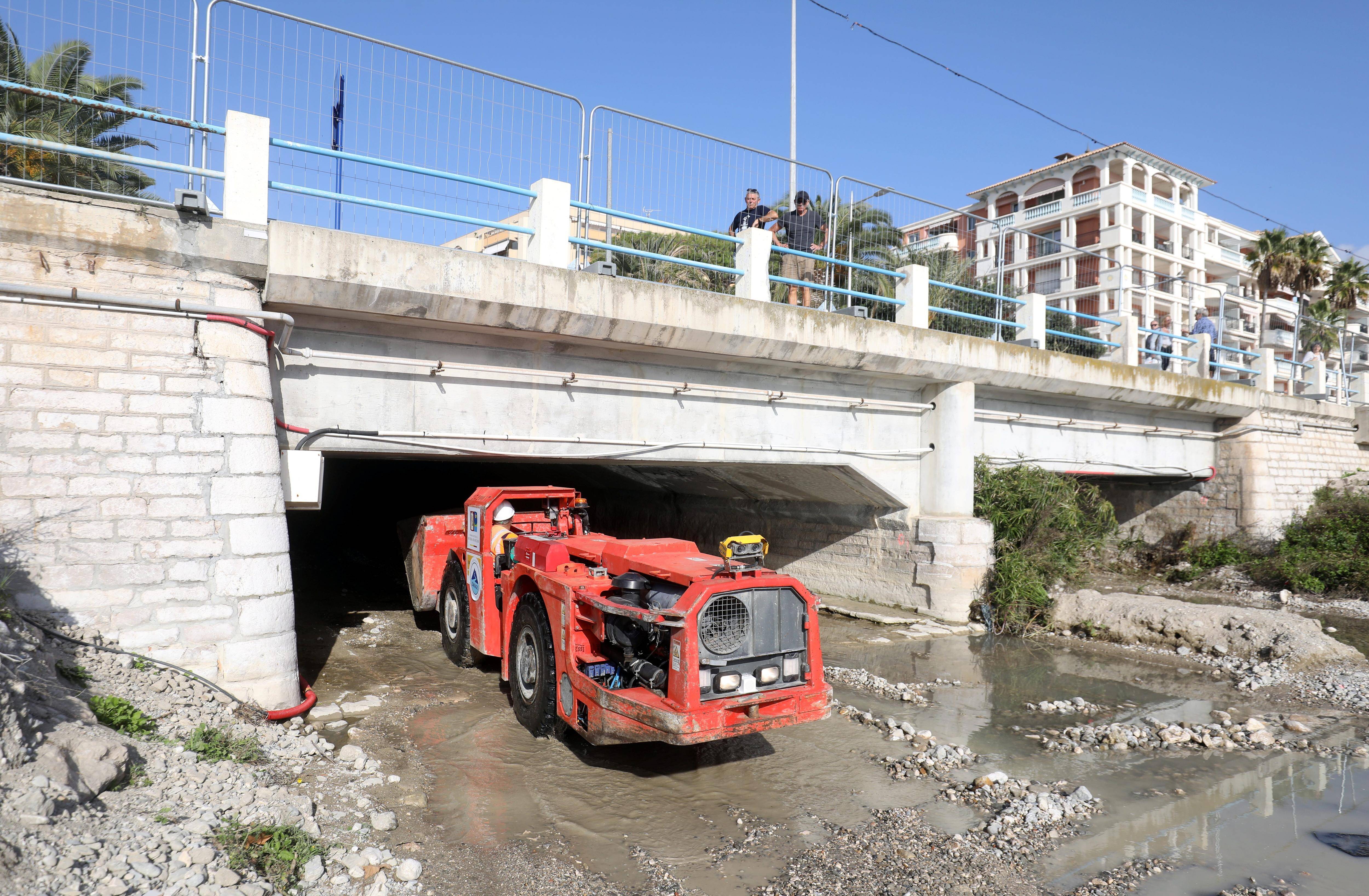 Dix ans après le dernier curage, le fleuve du Borrigo se refait une beauté à Menton