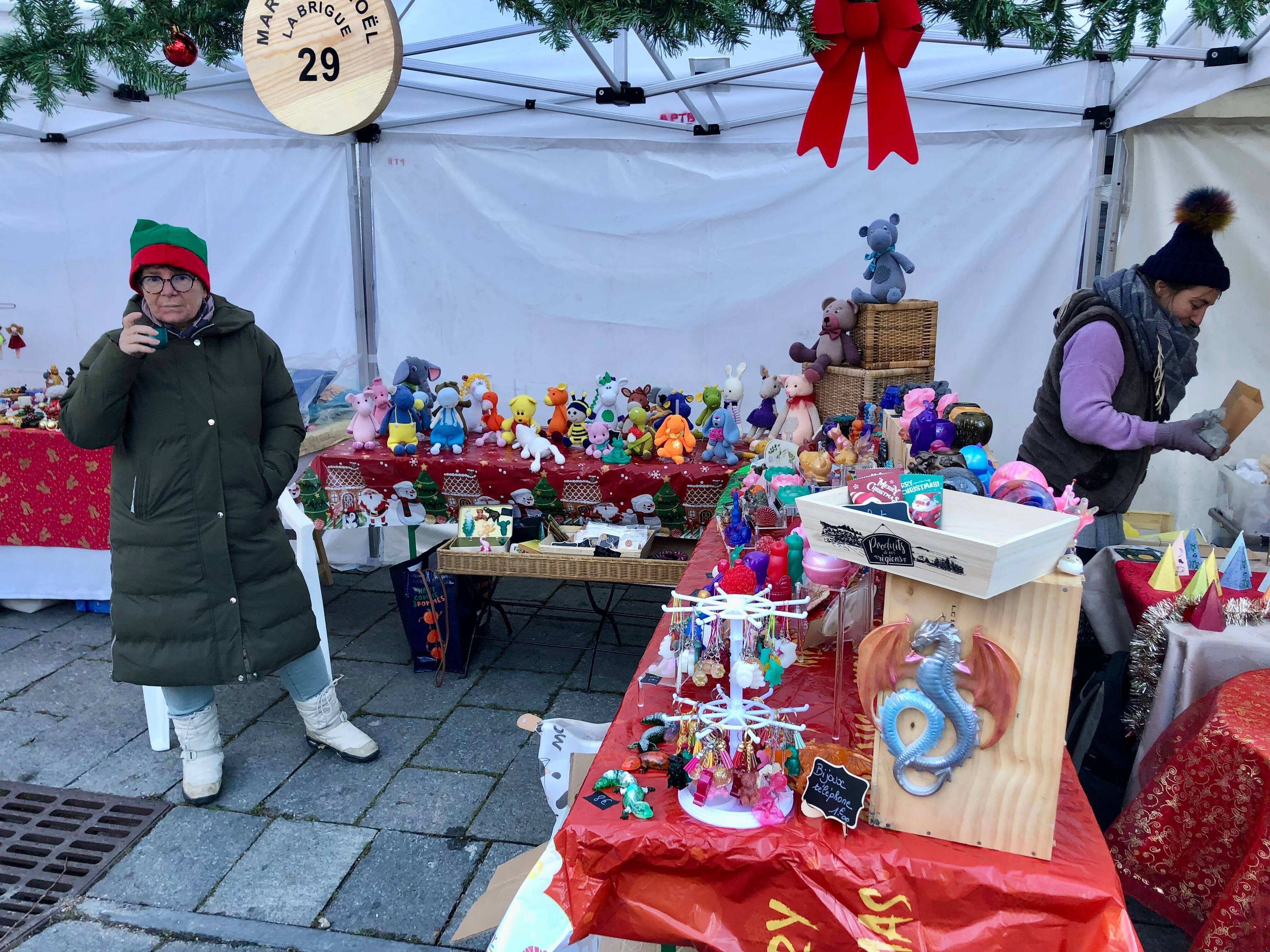 Bières artisanales, gelée au citron, caviar d'artichaut à l'ail... Des stands atypiques vous attendent au marché de Noël de La Brigue